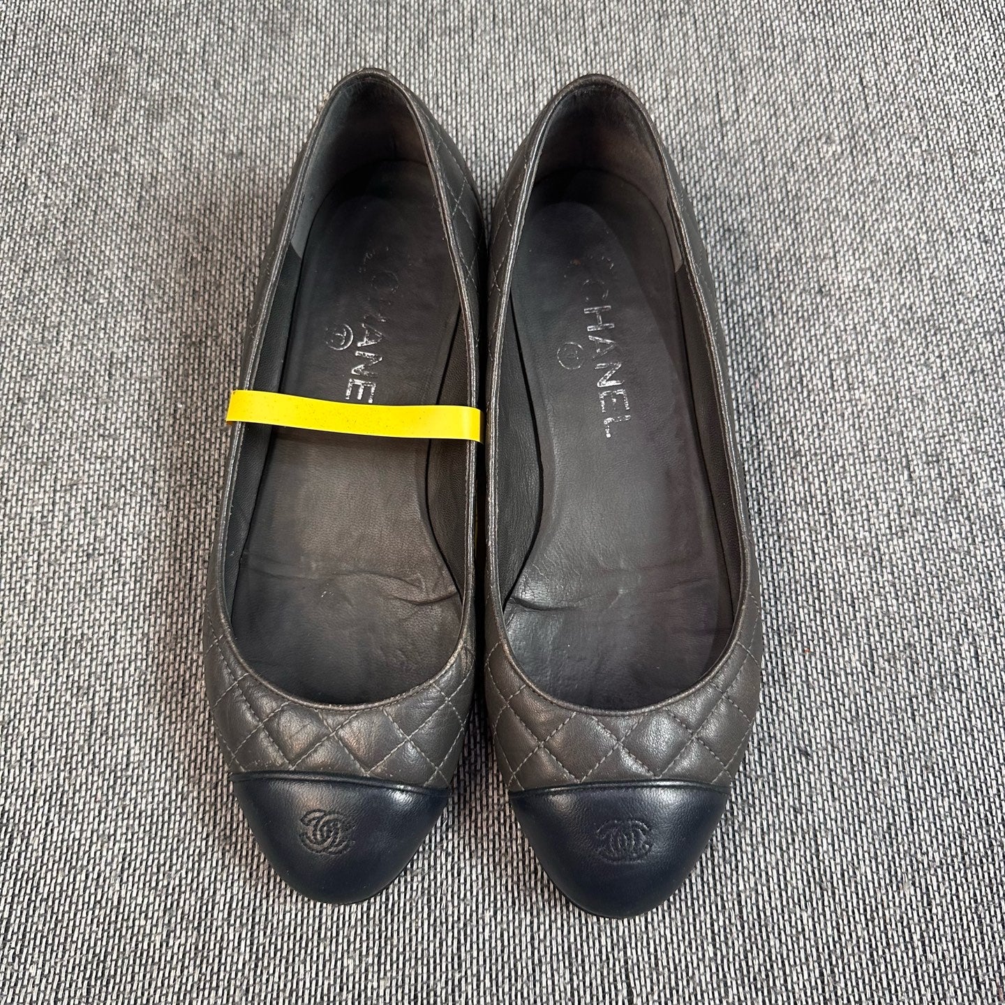 Chanel Flat shoes