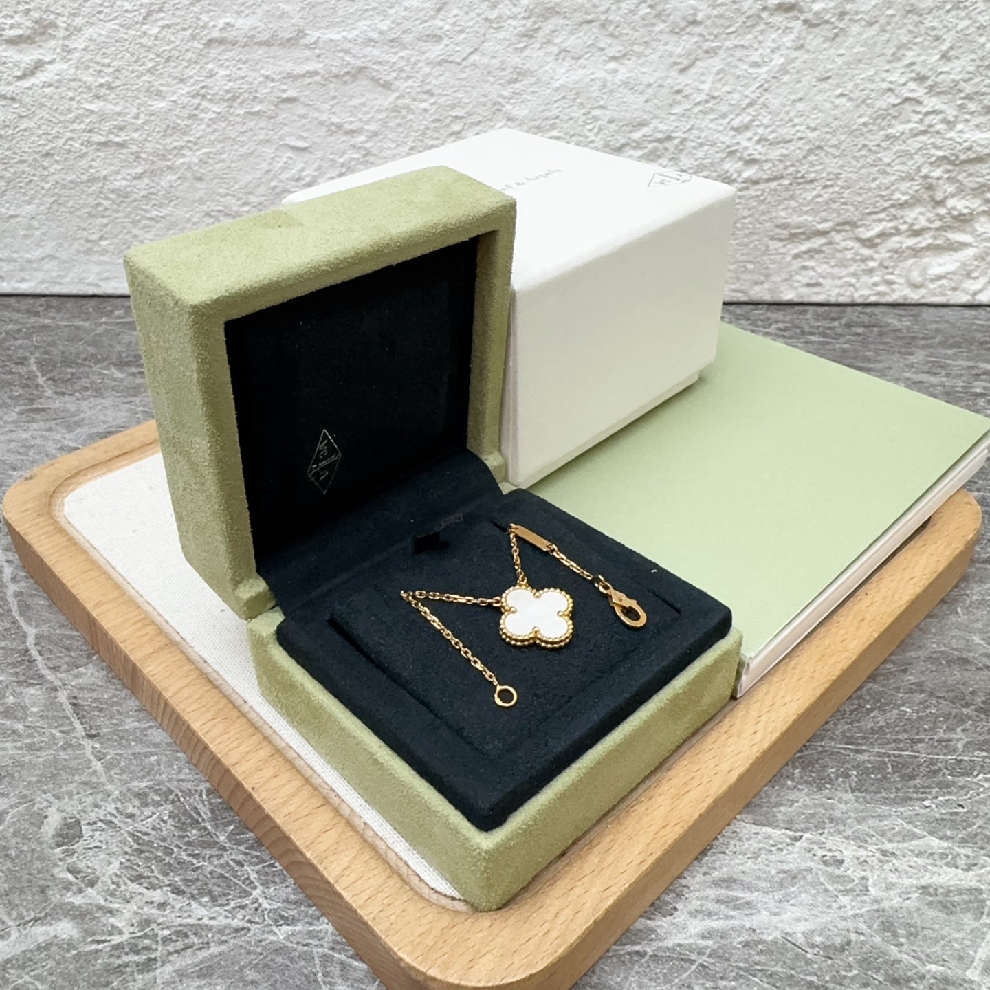 Van Cleef & Arpels Necklace