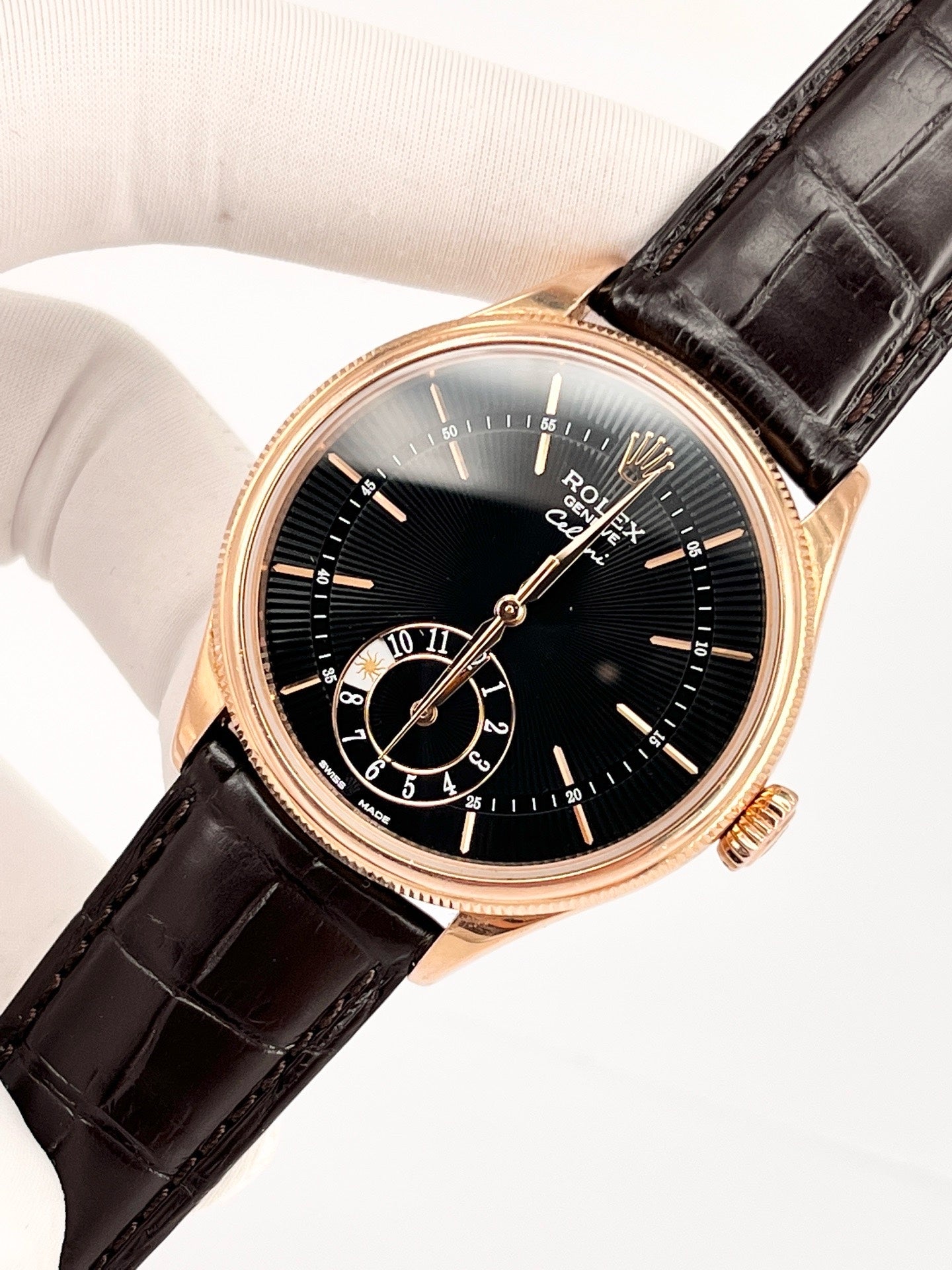 Rolex Rose gold Automatic (self-winding) watch