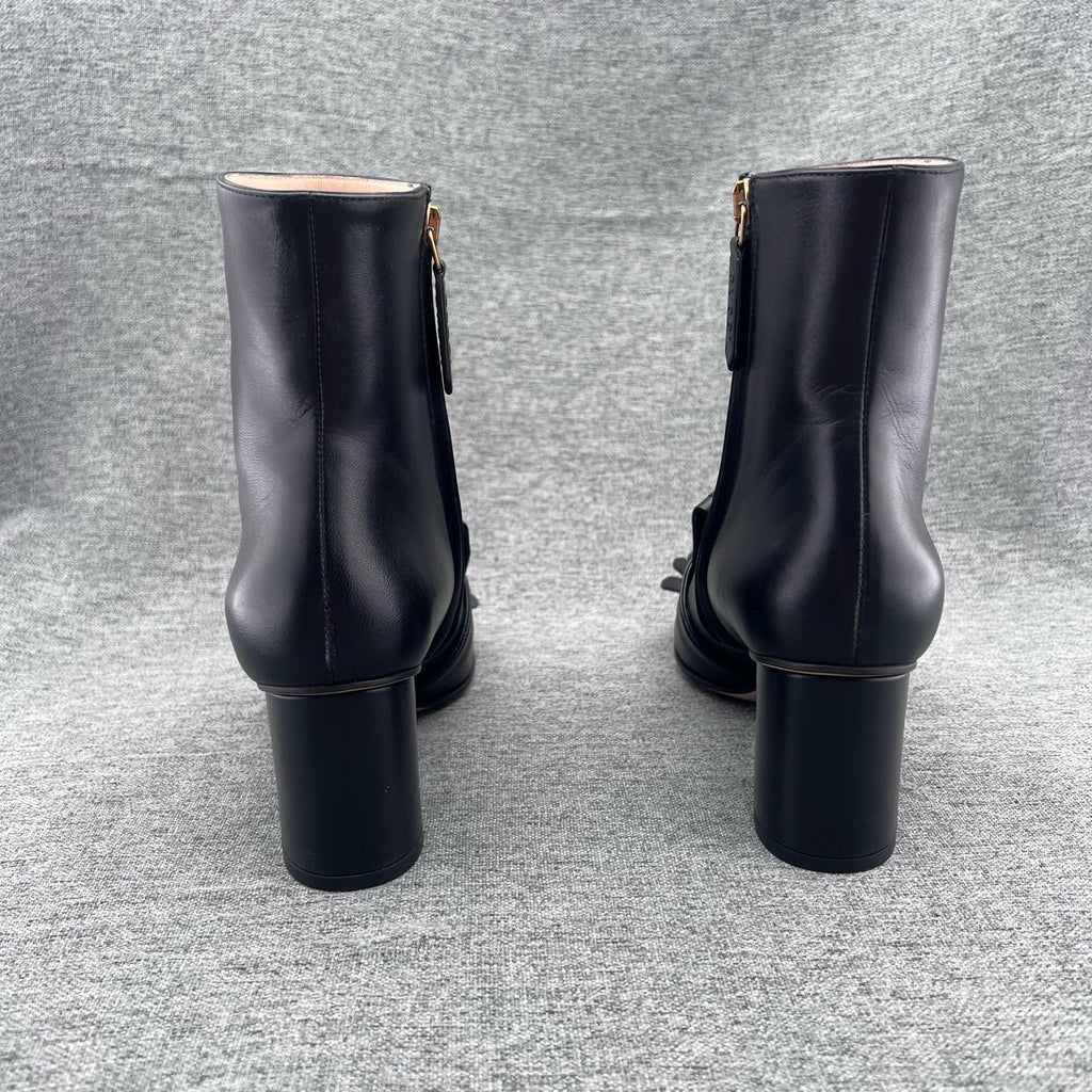Gucci Leather Black Ankle boots