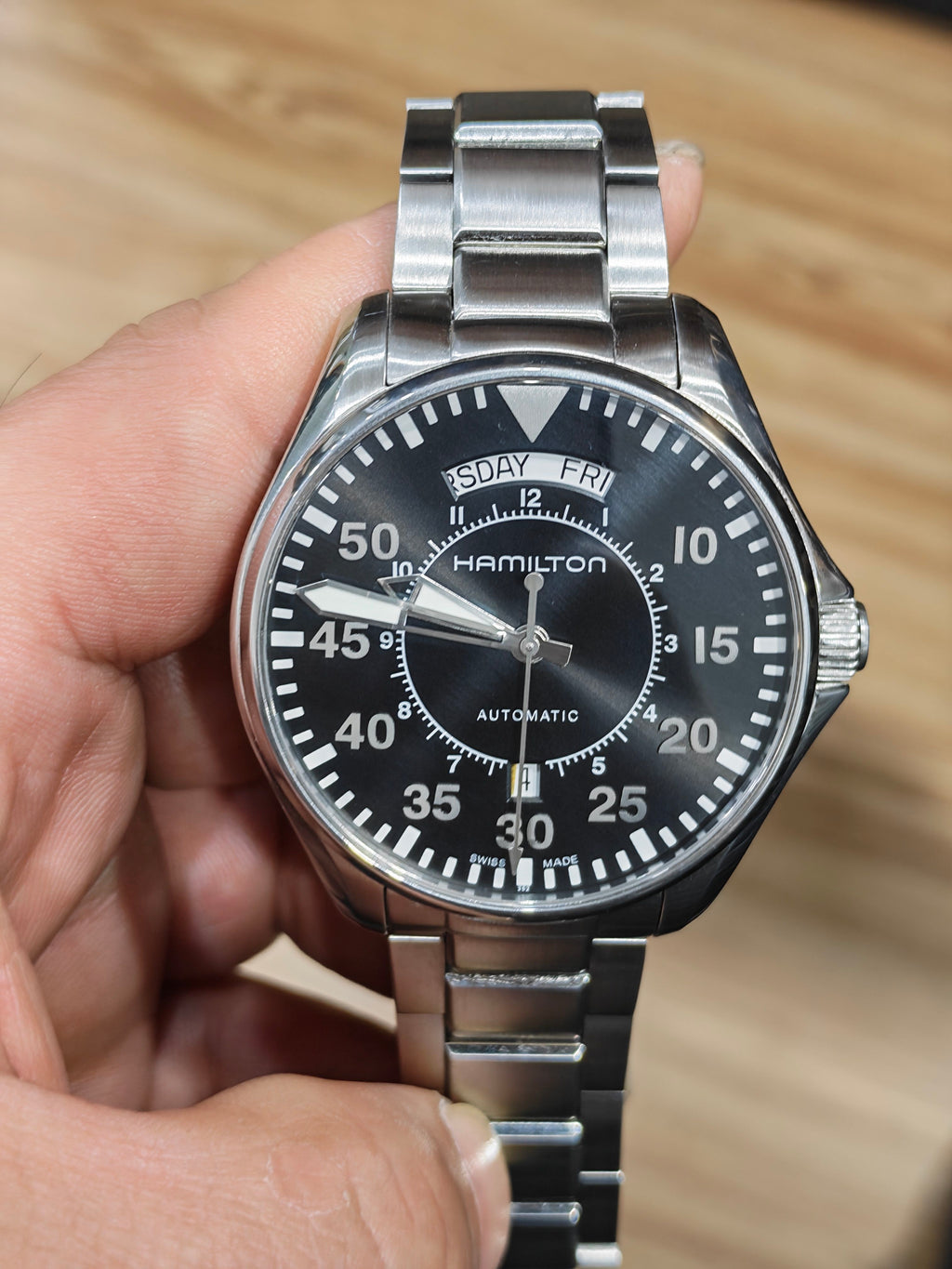 Hamilton Khaki Airlines Automatic (self-winding) watch 42 millimeters H64615135