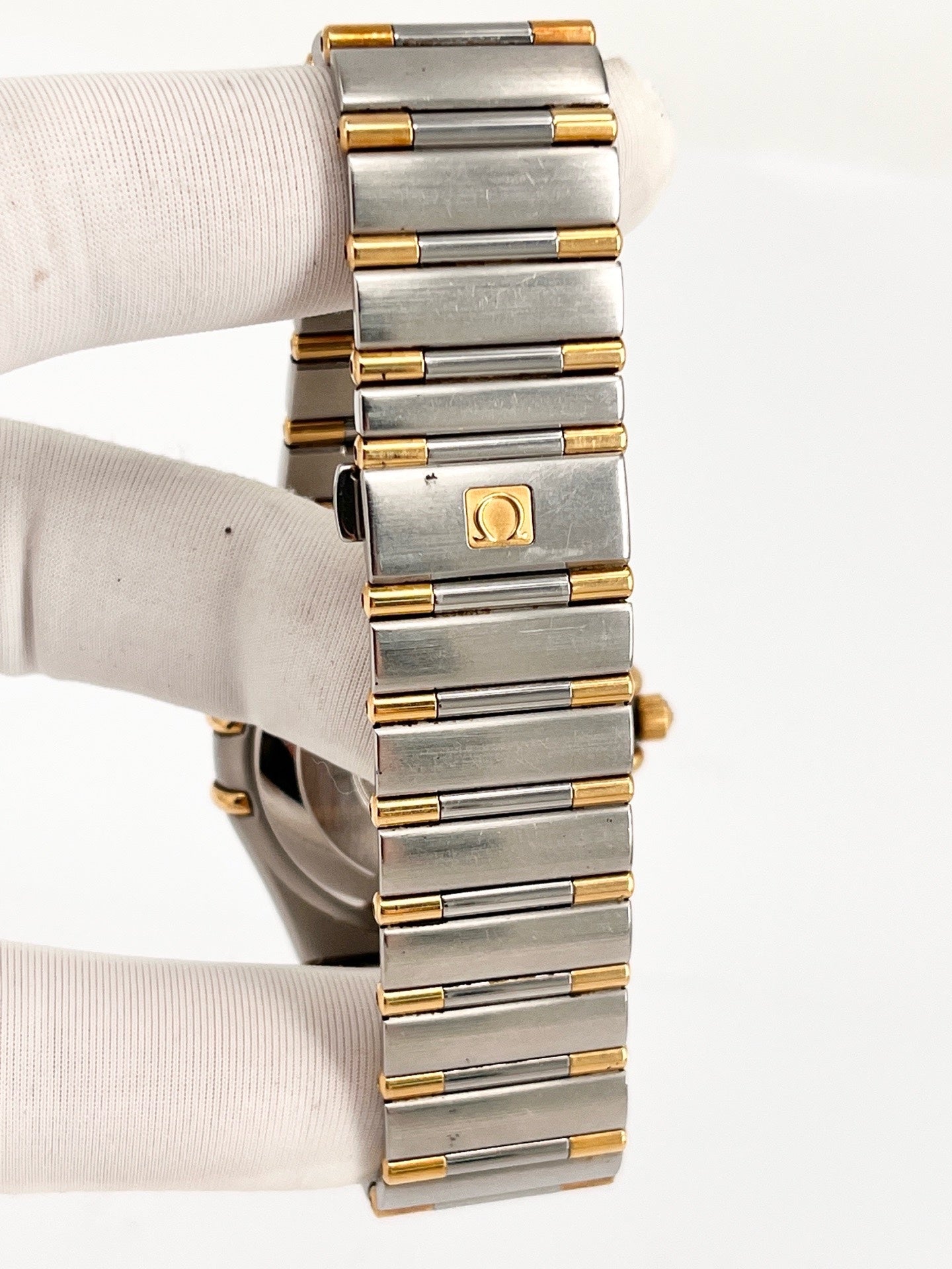 Omega Rose gold Automatic (self-winding) watch