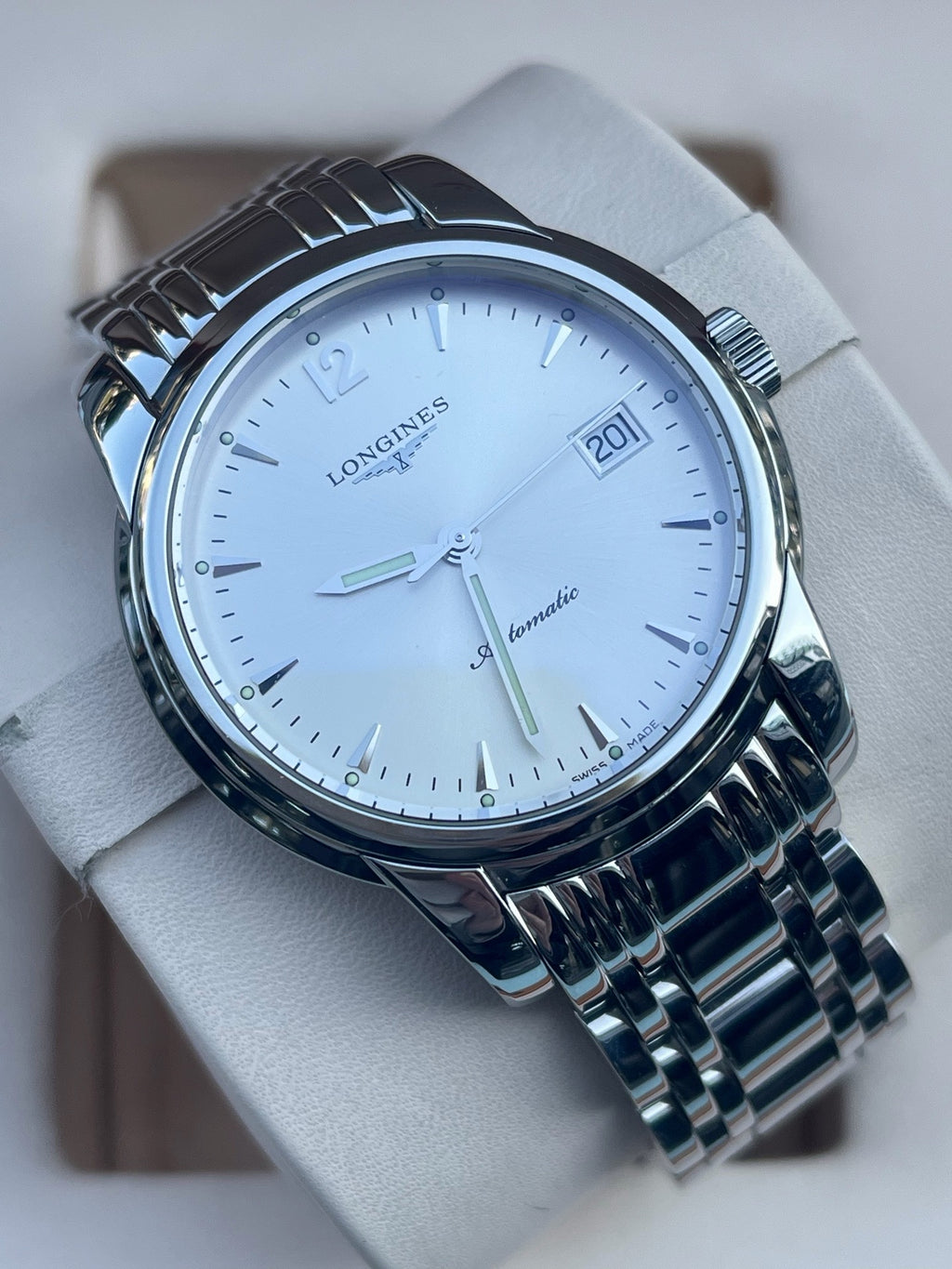 Longines Watchmaking tradition White Automatic (self-winding) watch 38.5 millimeters L2.763.4.72.6