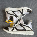 Louis Vuitton Athletic sneakers