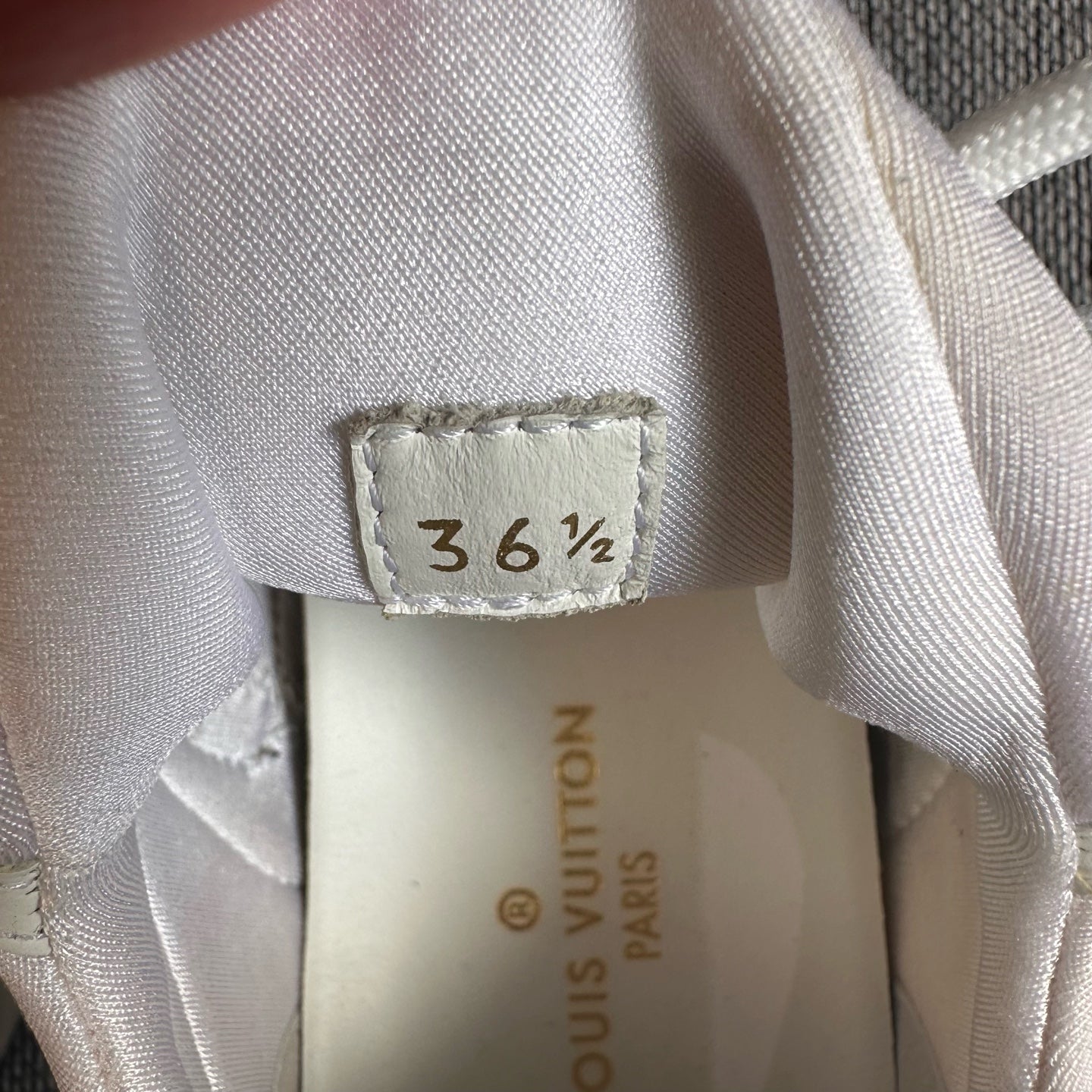 Louis Vuitton Athletic sneakers