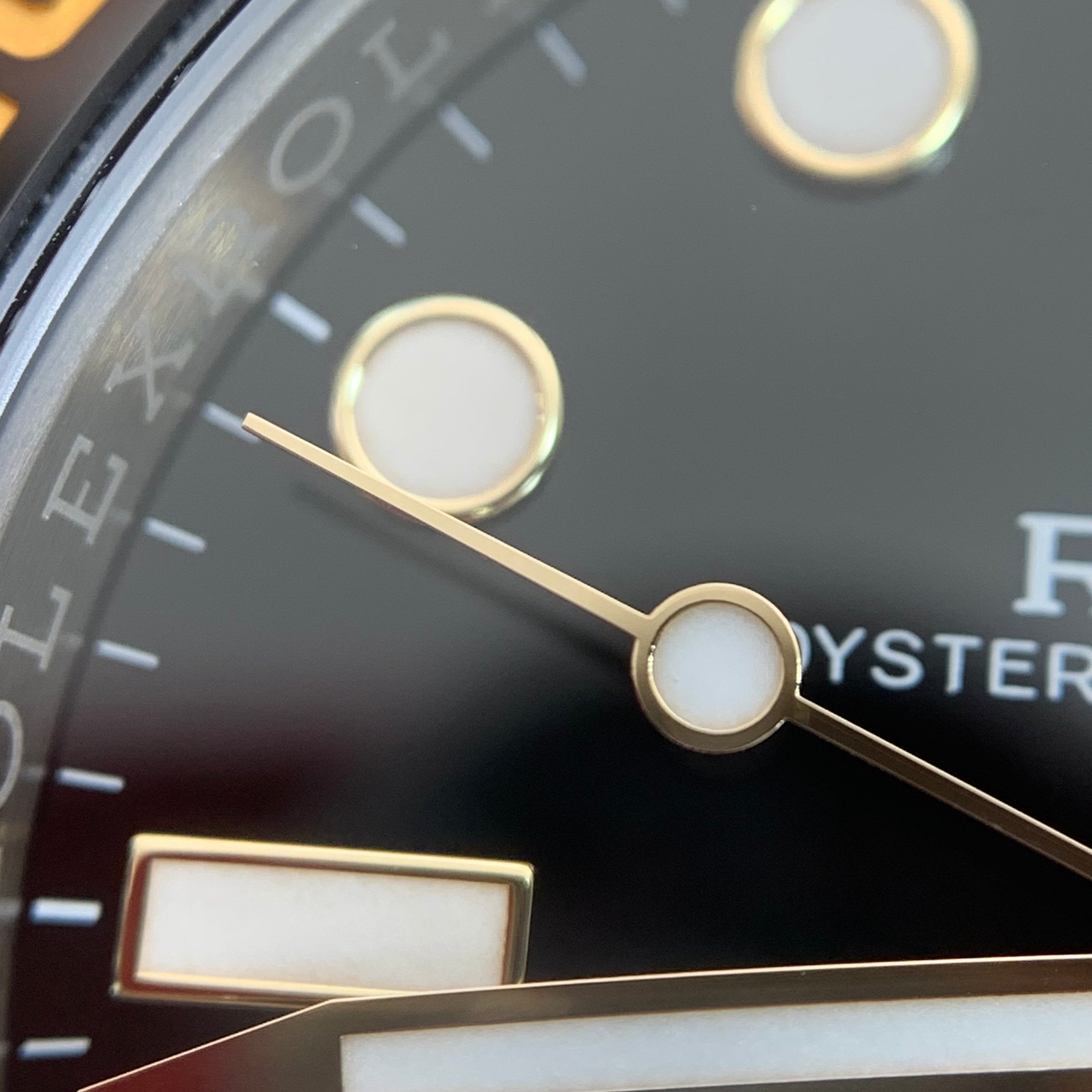 Rolex GMT-Master II 40 millimeters m126713grnr-0001