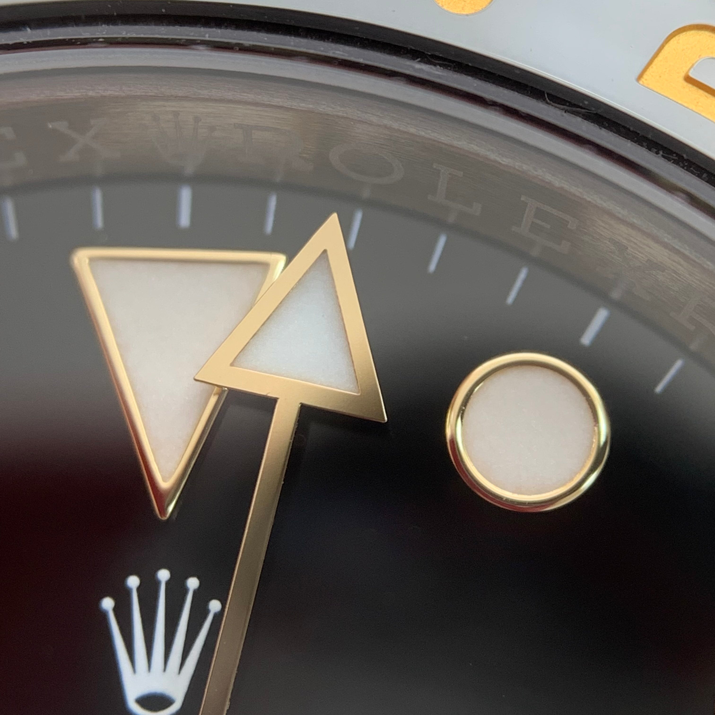 Rolex GMT-Master II 40 millimeters m126713grnr-0001