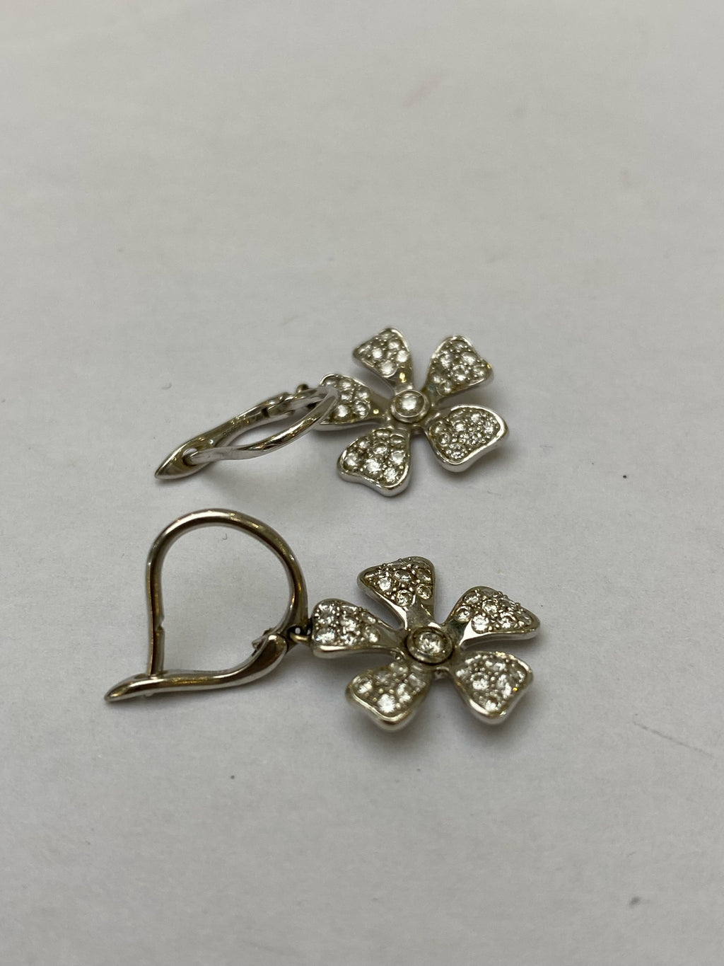 de beers戴比尔斯 Earrings