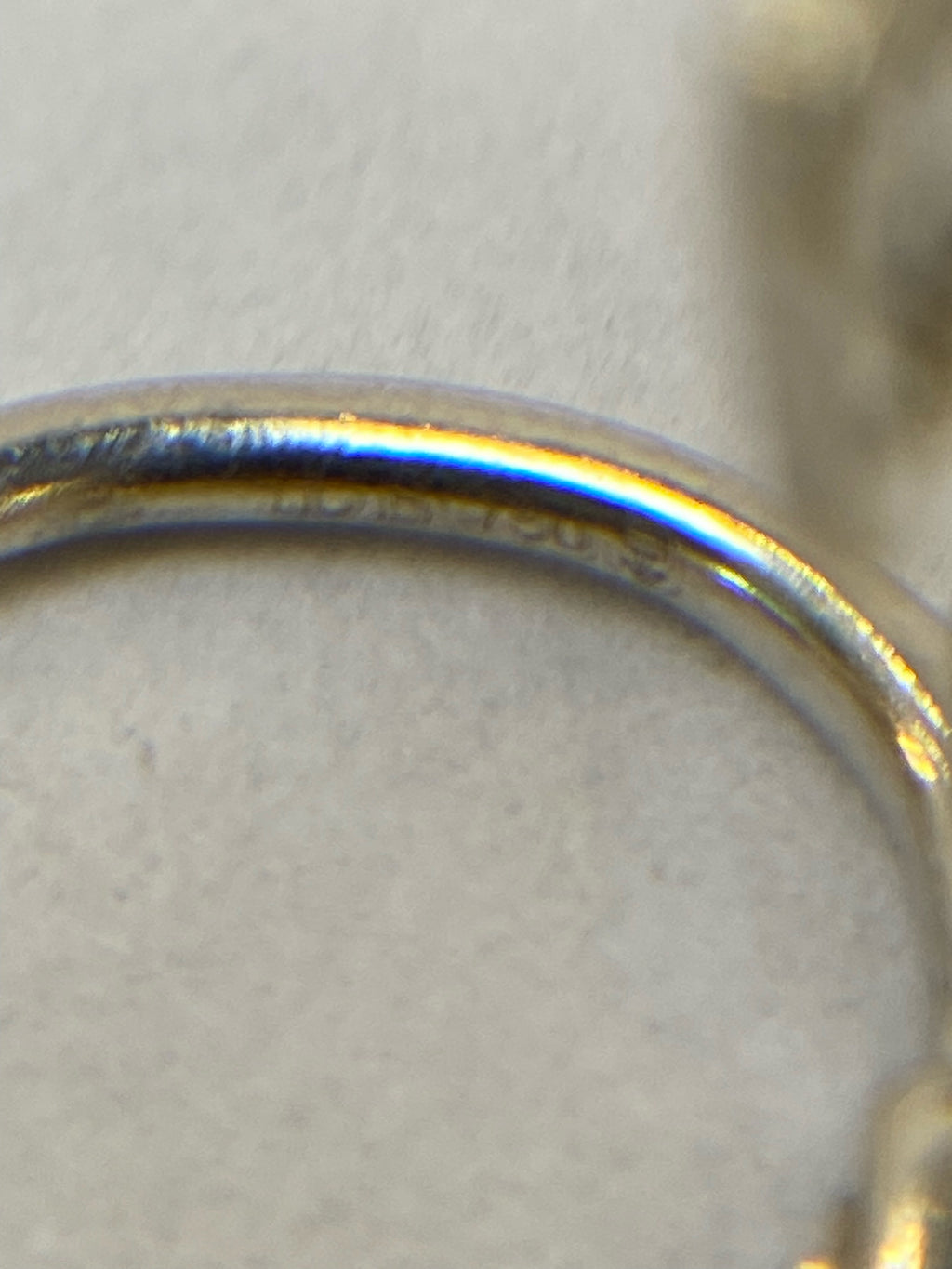 de beers戴比尔斯 Earrings