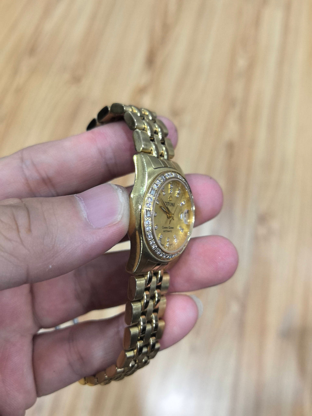 梅花 Automatic (self-winding) watch