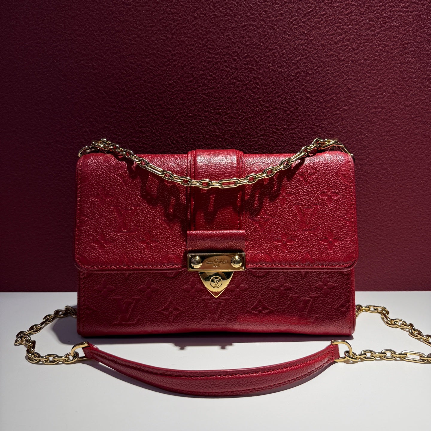 Louis Vuitton Red Crossbody 25.0x17.0x9.0cm M43393