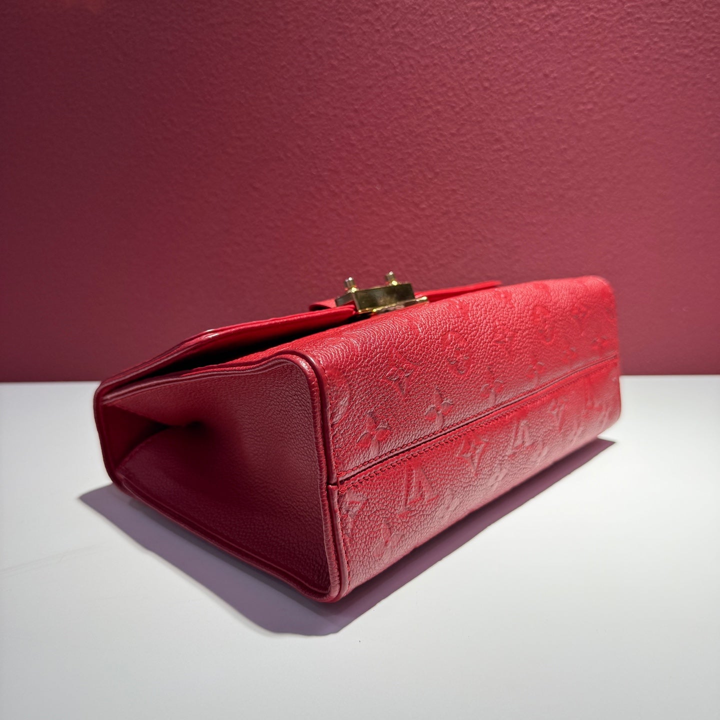 Louis Vuitton Red Crossbody 25.0x17.0x9.0cm M43393