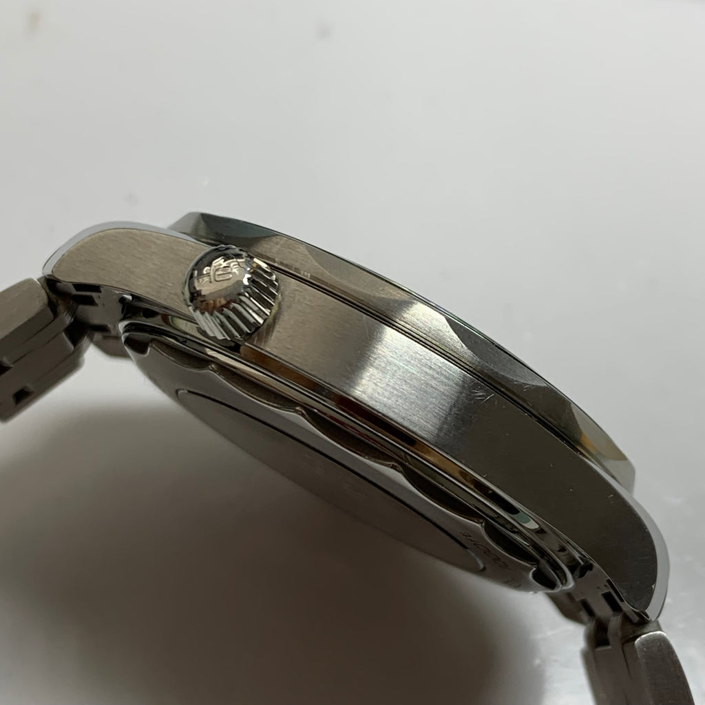 Omega Seahorse Series 42 210.30.42.20.10.001