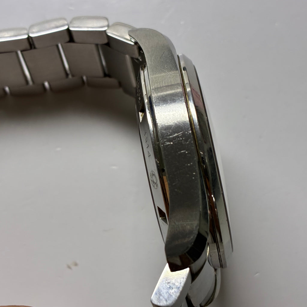 Omega Seahorse 41.5 millimeters 231.10.42.21.01.004