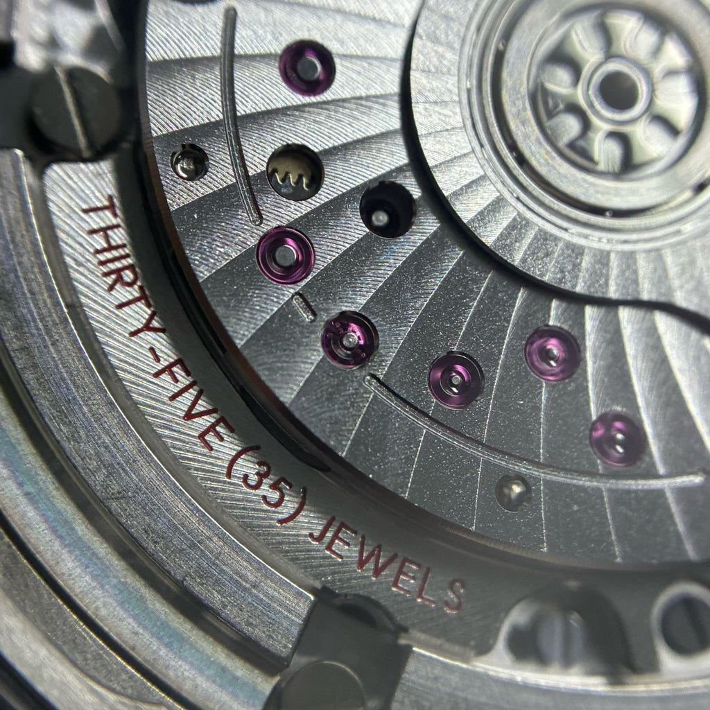 Omega Seahorse Series 42 210.90.42.20.01.001