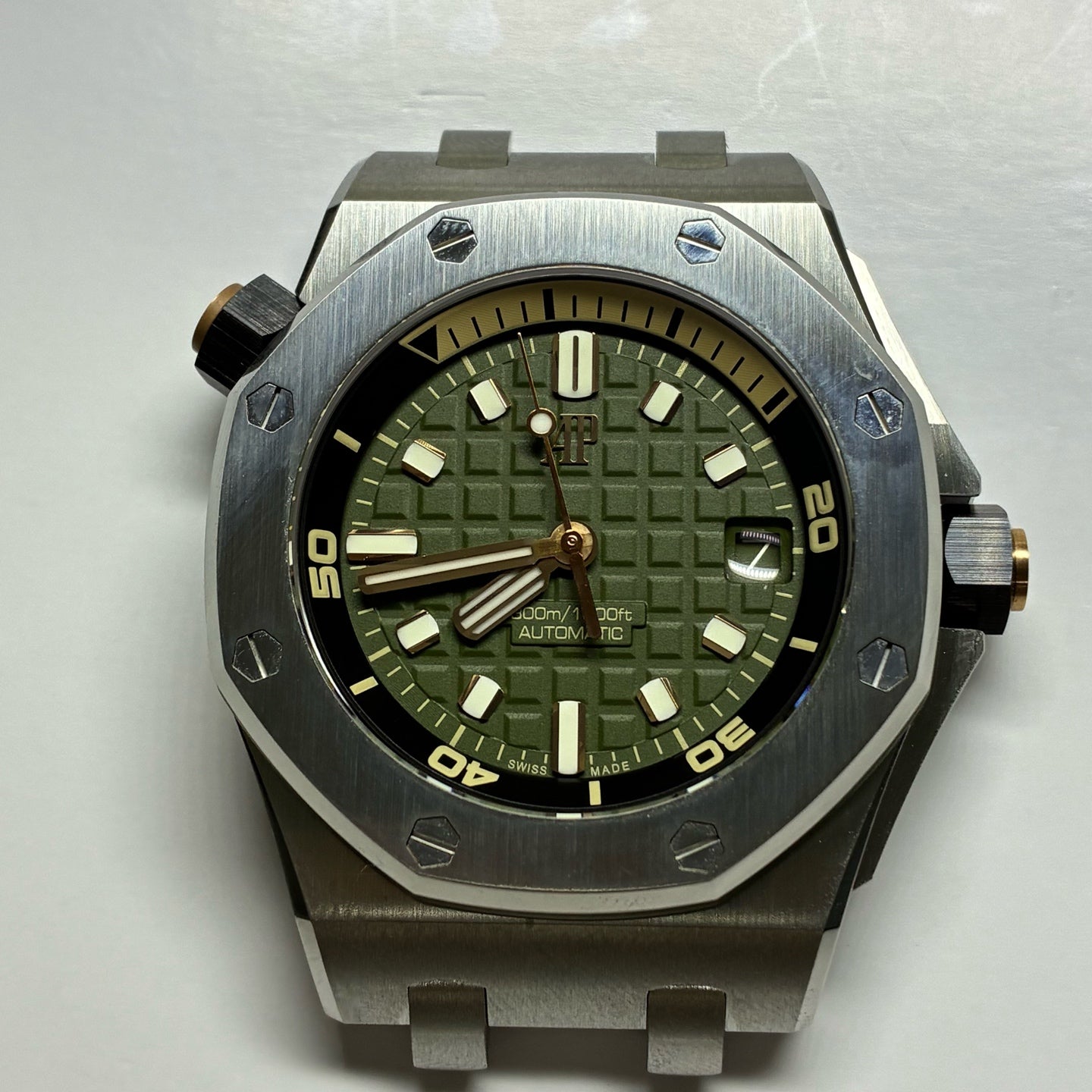 Audemars Piguet Royal Oak Offshore 42mm 15720ST.OO.A052CA.01