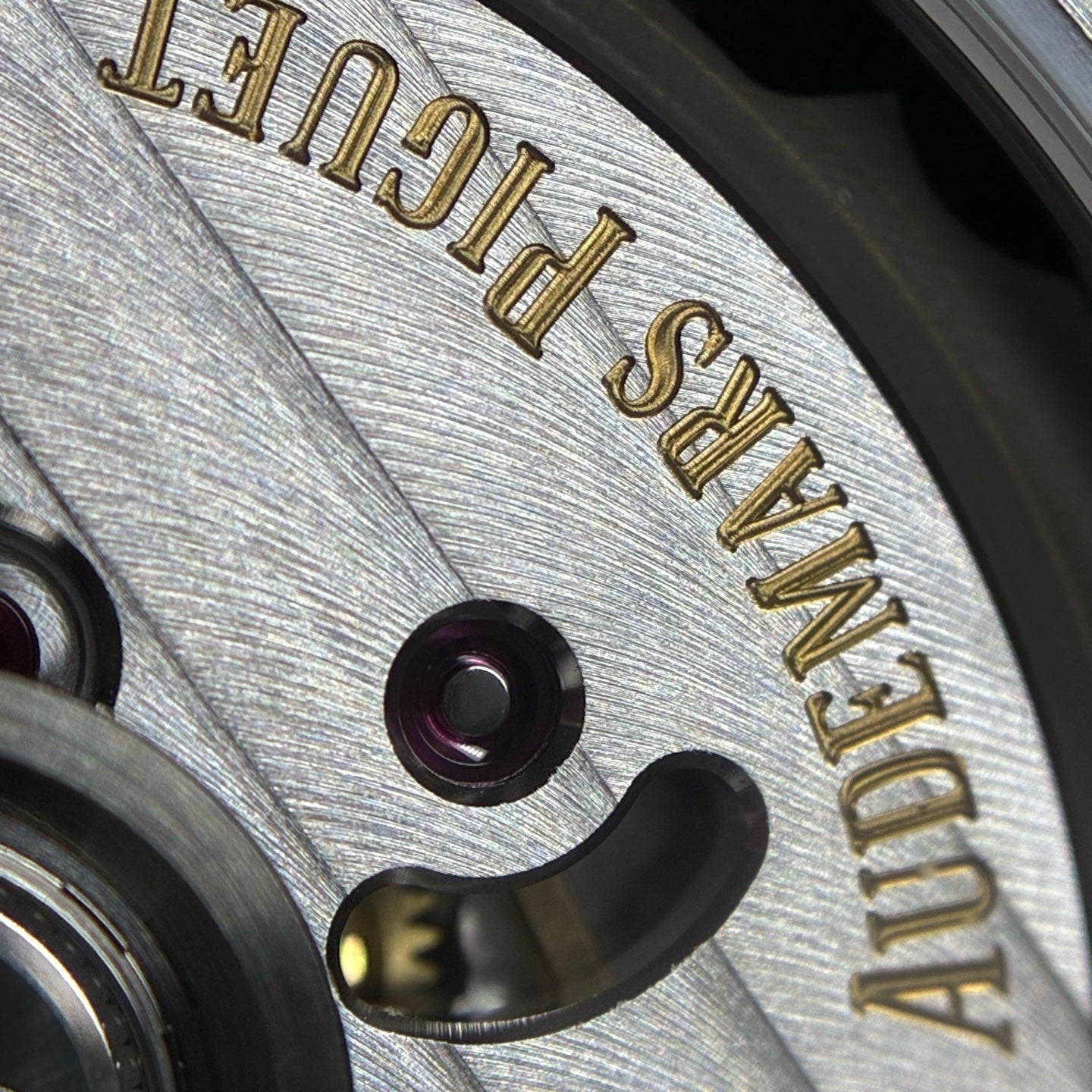 Audemars Piguet Royal Oak Offshore 42mm 15720ST.OO.A052CA.01