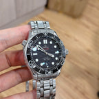 Omega Seahorse Series 42 210.30.42.20.01.001