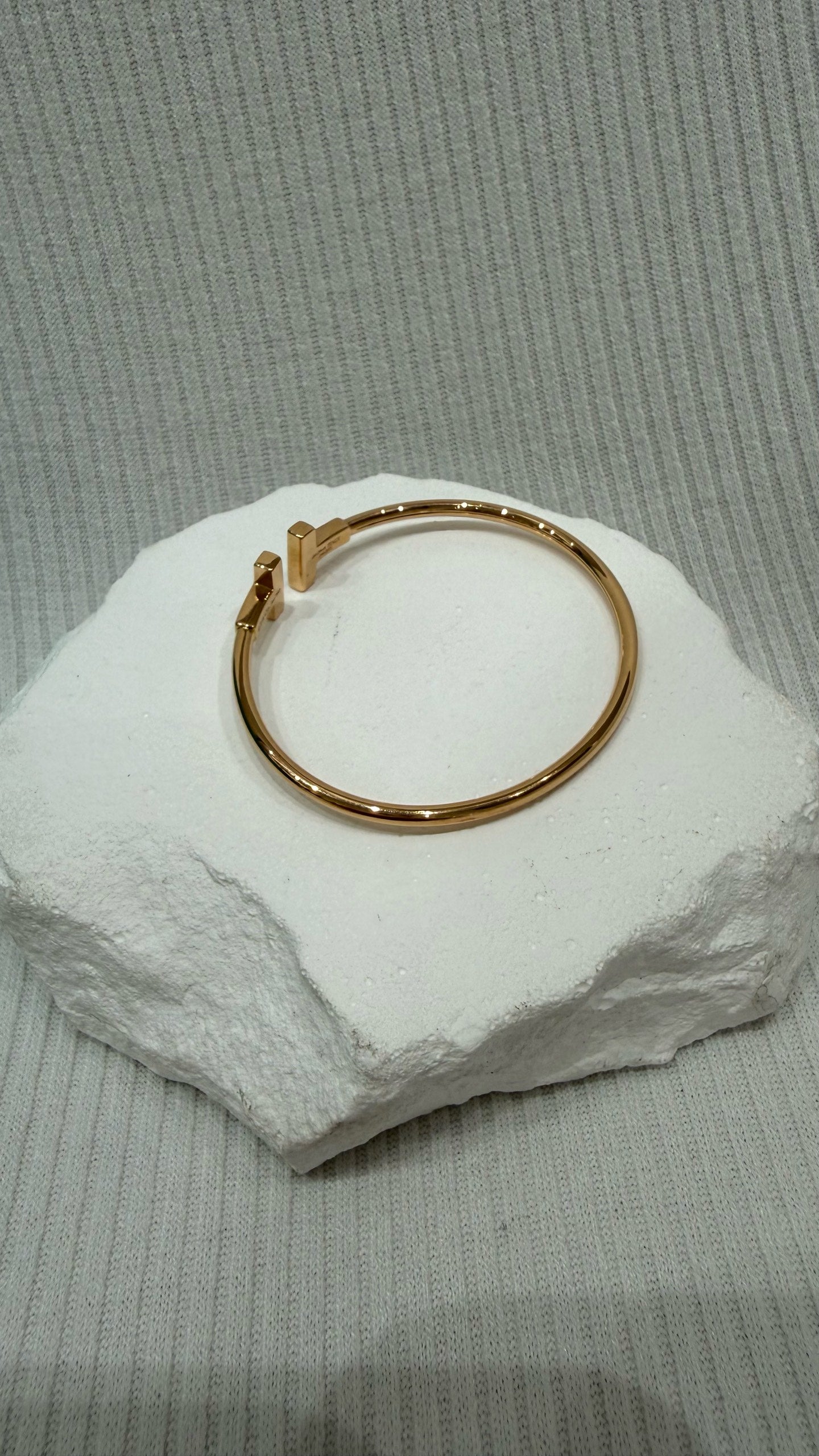 Tiffany Rose gold Bangle
