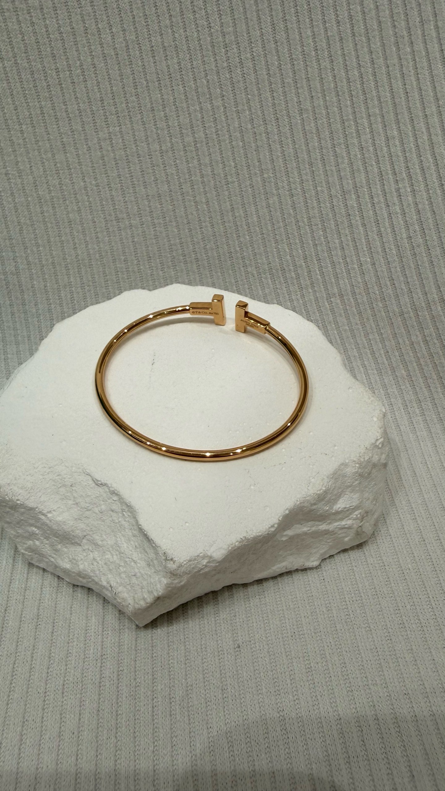 Tiffany Rose gold Bangle