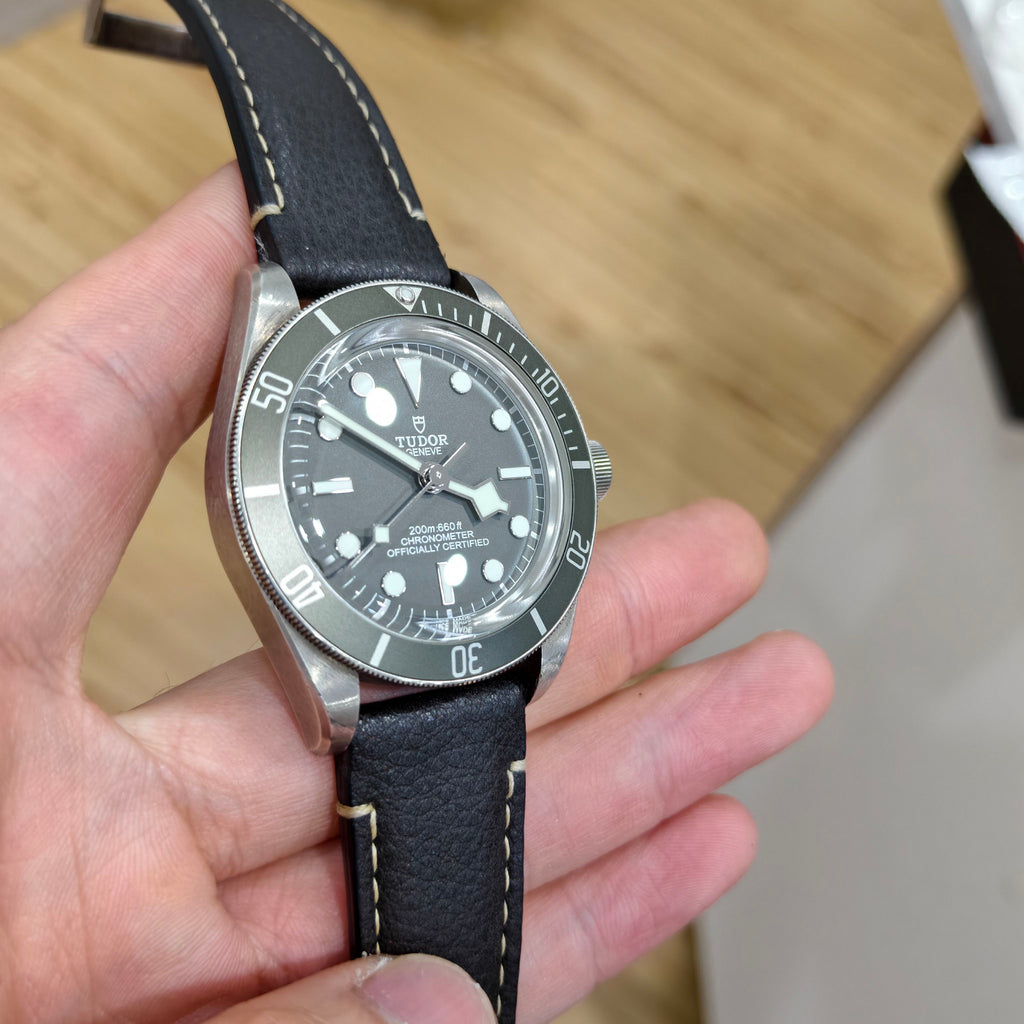 Tudor Blue Bay 1958 model 925 39 millimeters m79010sg-0001