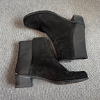 空白 Ankle boots