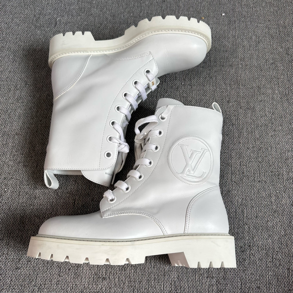 Louis Vuitton 3 Lita boots