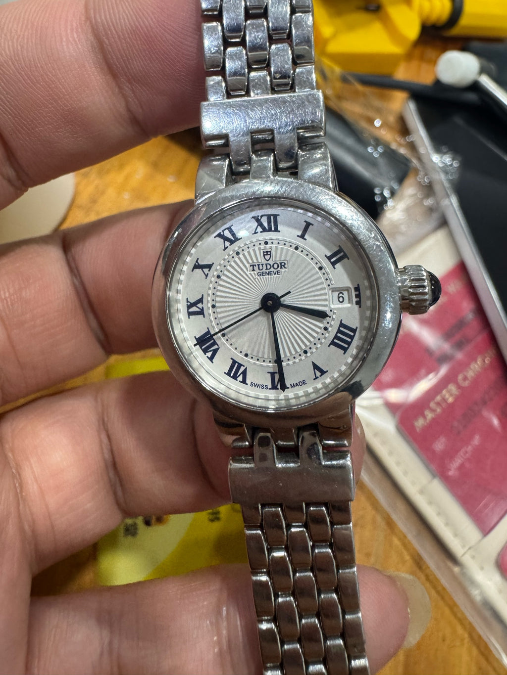 Tudor Rose Collection 26 millimeters m35200-0001