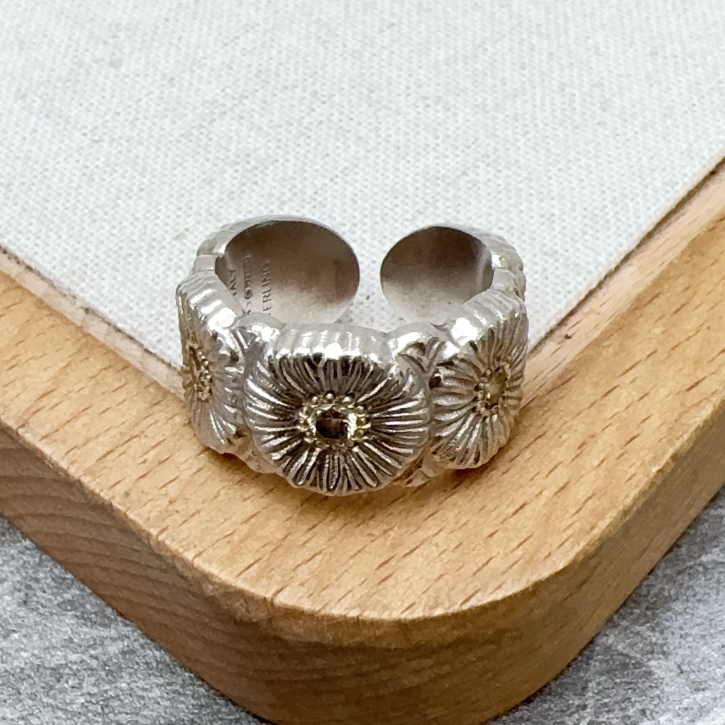 Buccellati Ring