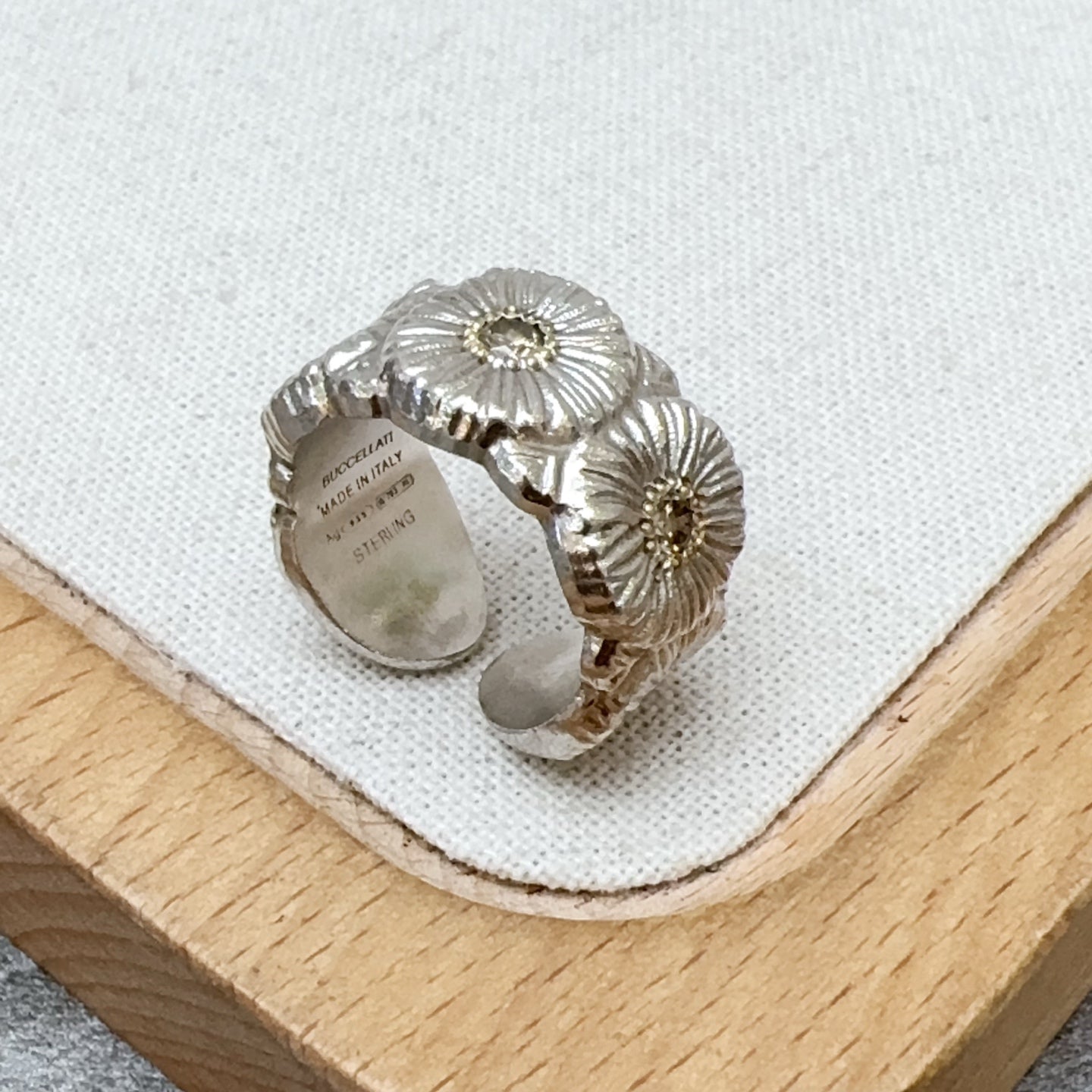 Buccellati Ring