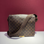 Louis Vuitton Messenger Bag
