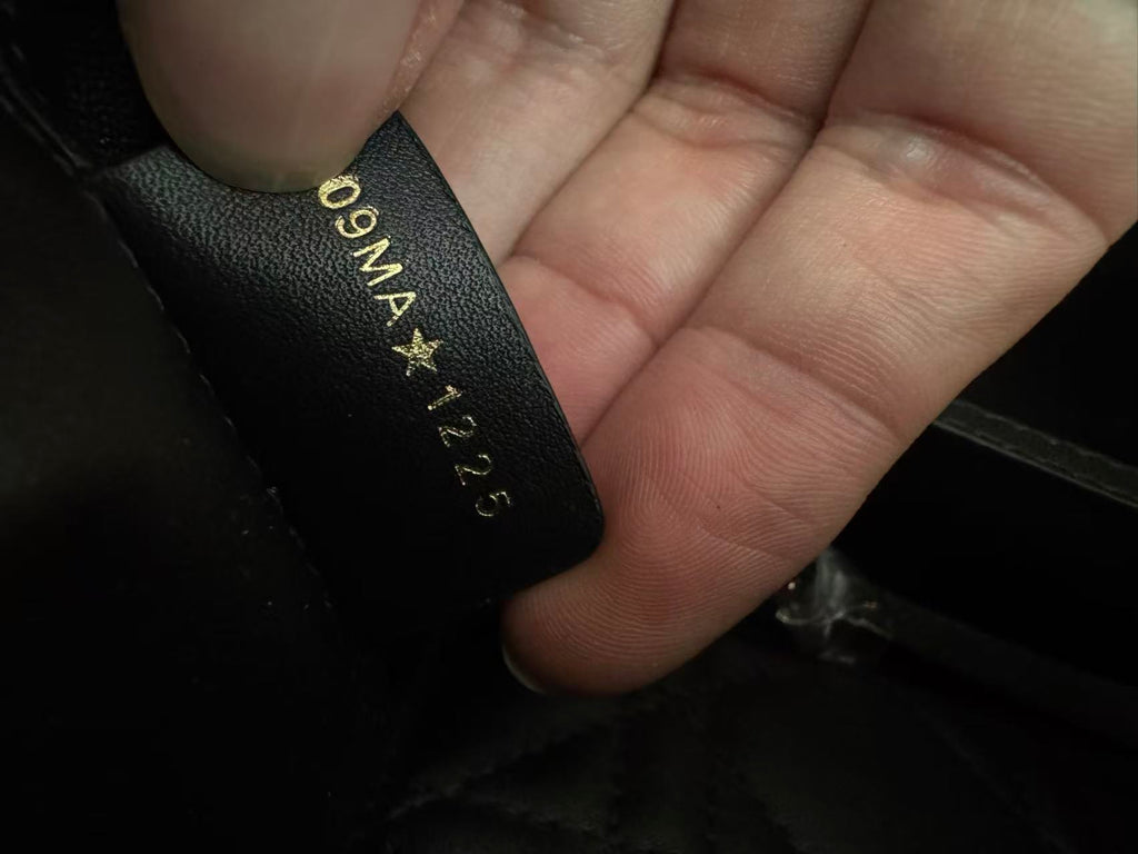 Dior