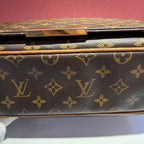 Louis Vuitton Messenger Bag