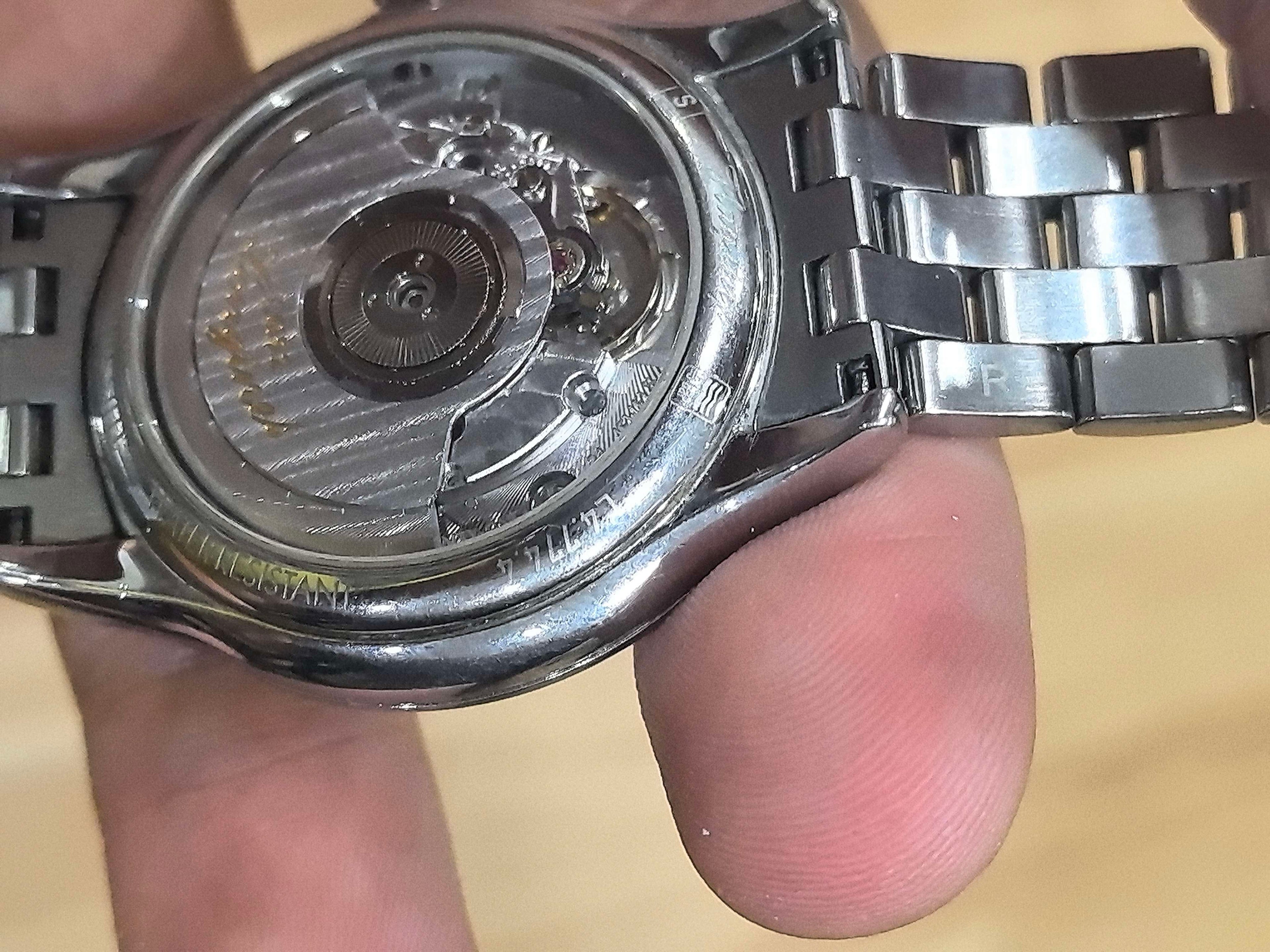 Longines Classic Automatic (self-winding) watch 35.6 millimeters L4.774.4.72.6