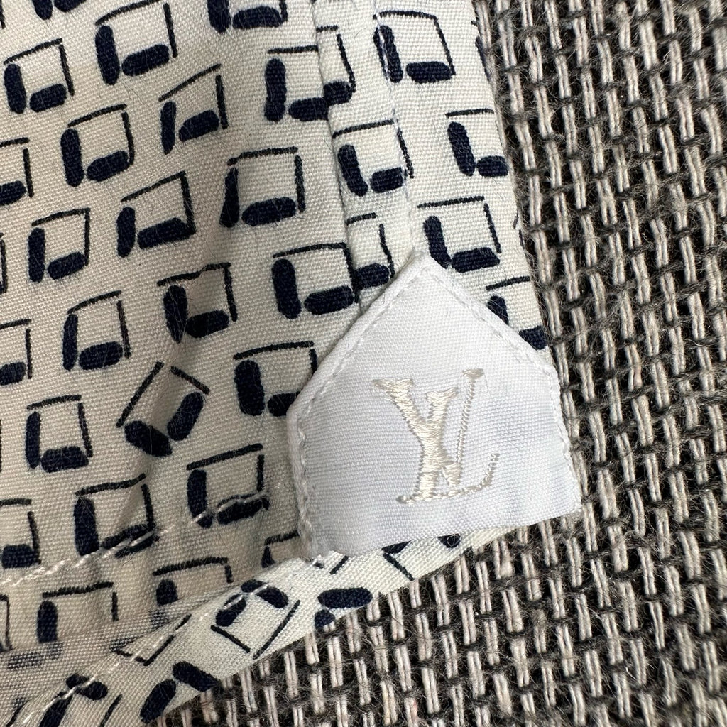 空白 Shirt