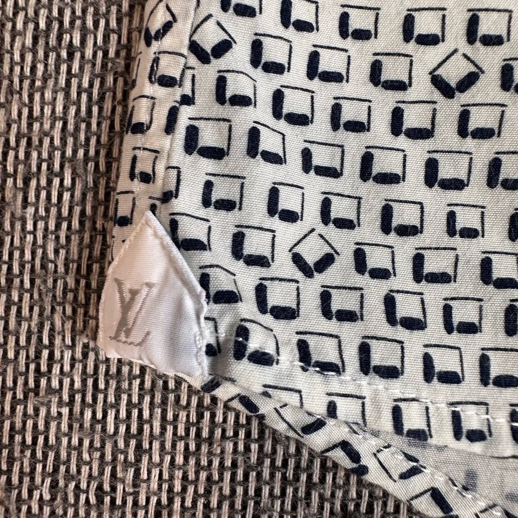 空白 Shirt