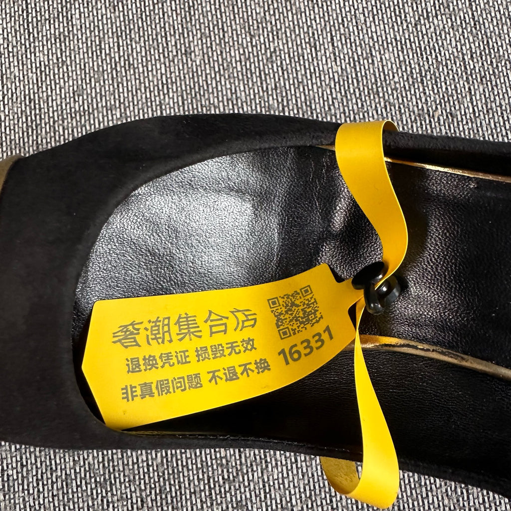 空白 High heels
