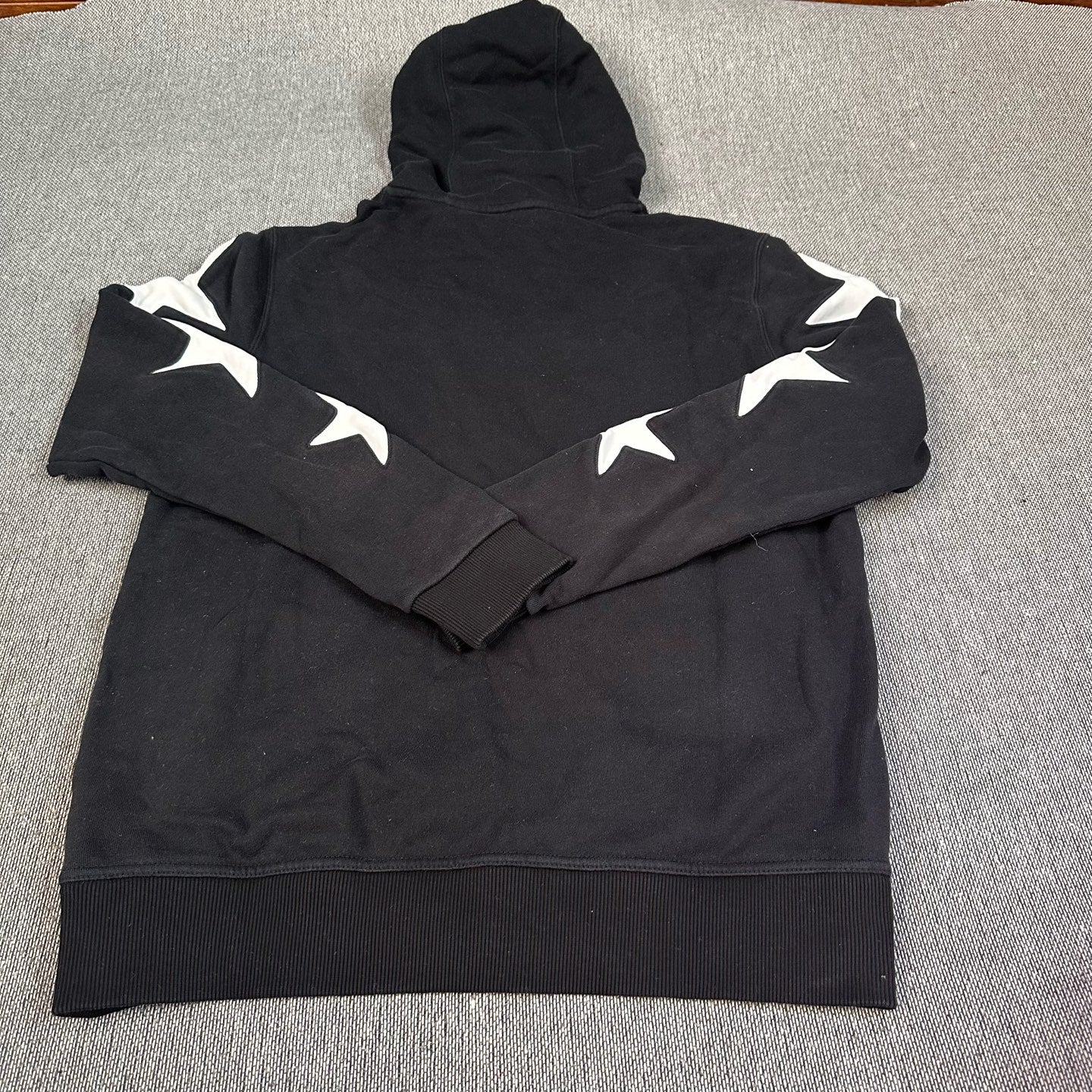 空白 Black