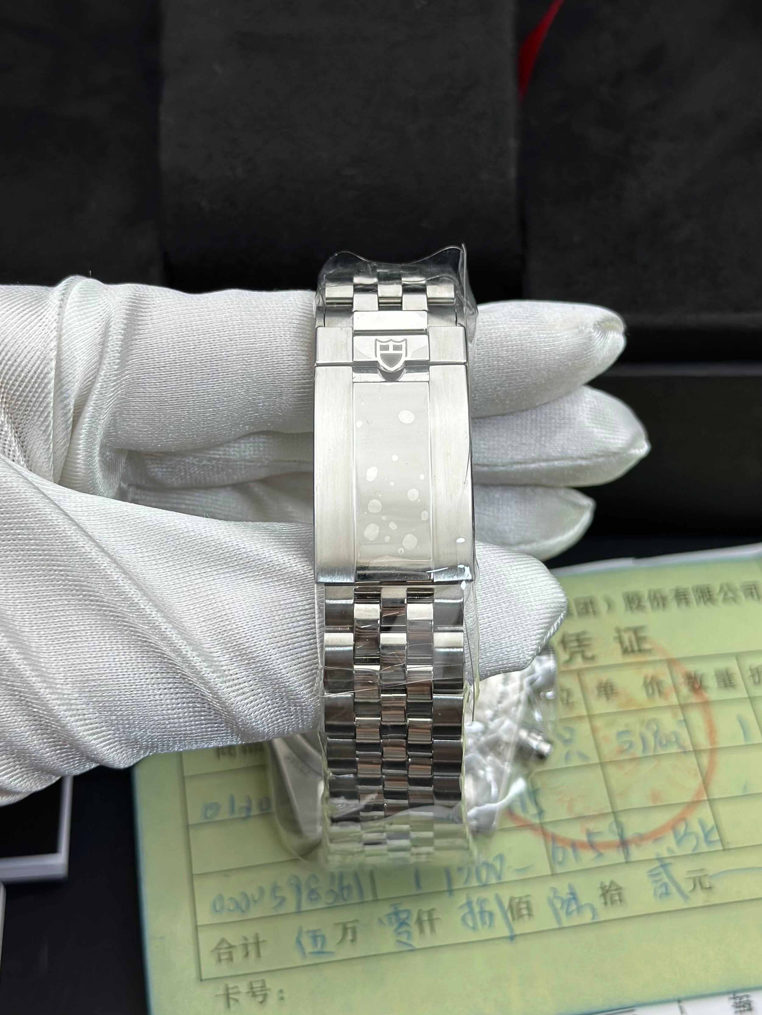 Tudor Black Automatic (self-winding) watch