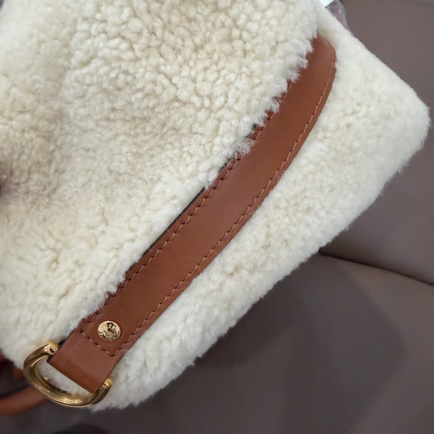Louis Vuitton Leather 25 x 19 x 15