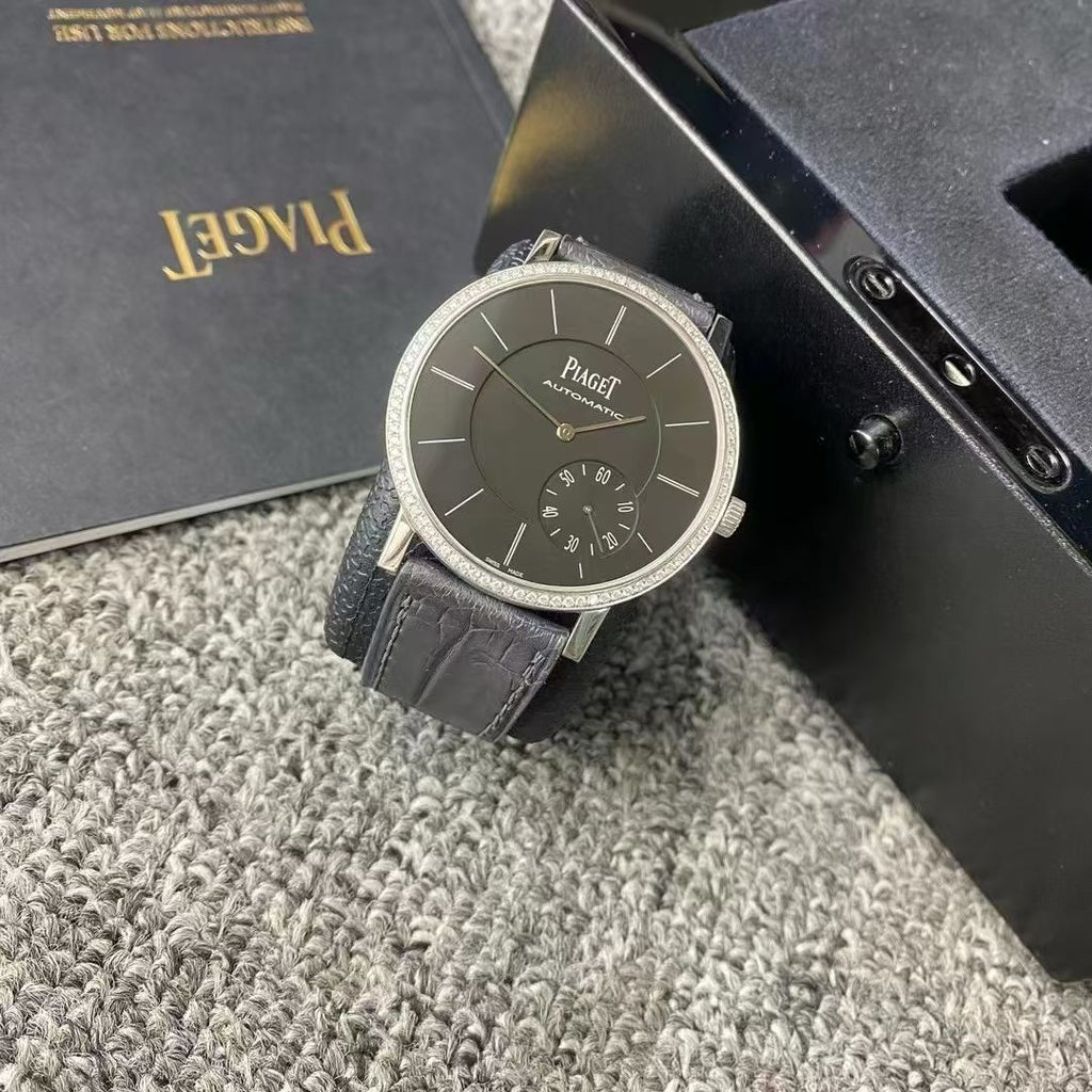 Piaget ALTIPLANO Collection Automatic (self-winding) watch 43.00 millimeters G0A37126