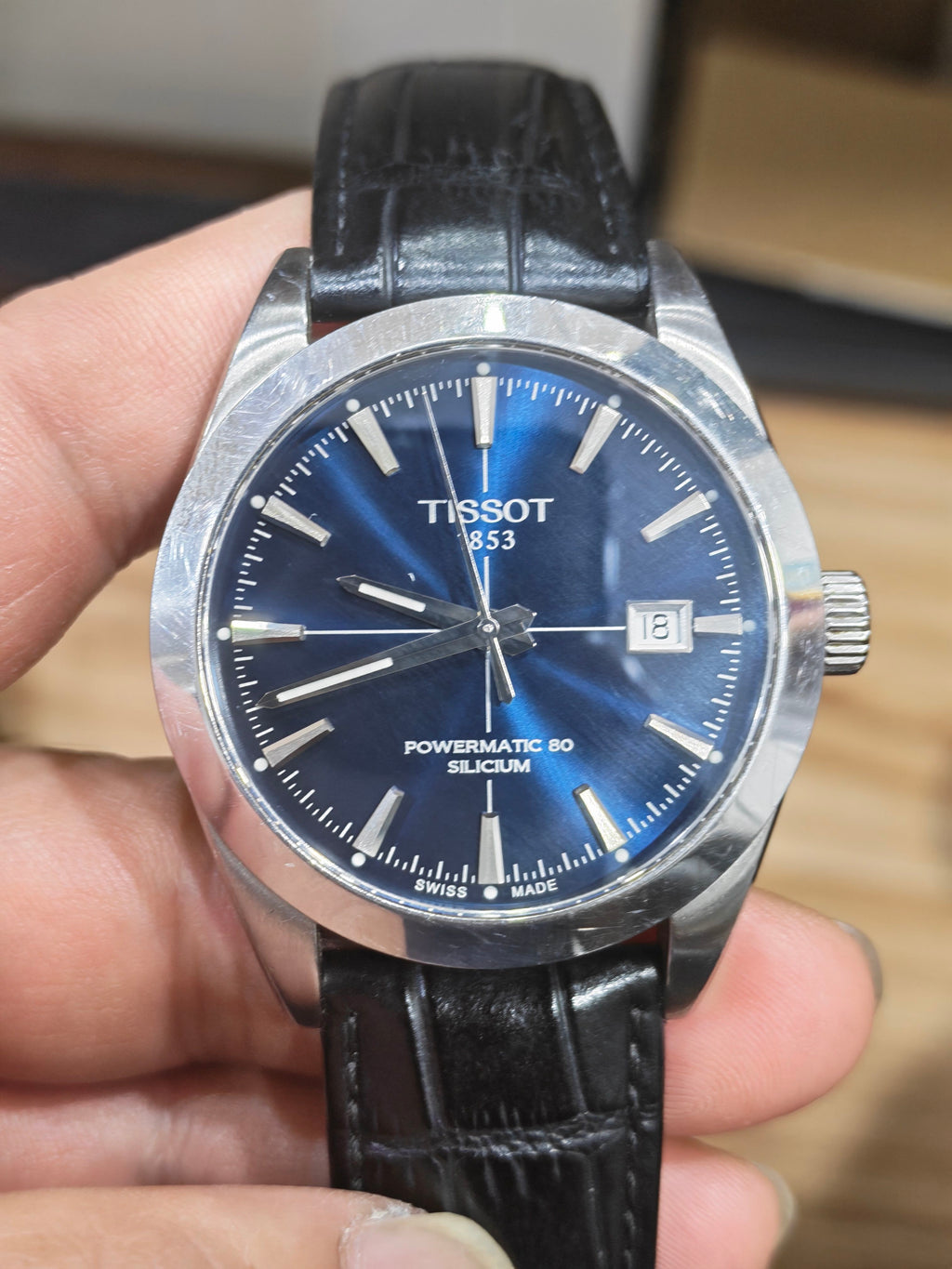 Tissot Elegance Automatic (self-winding) watch 40 millimeters T1274071604101