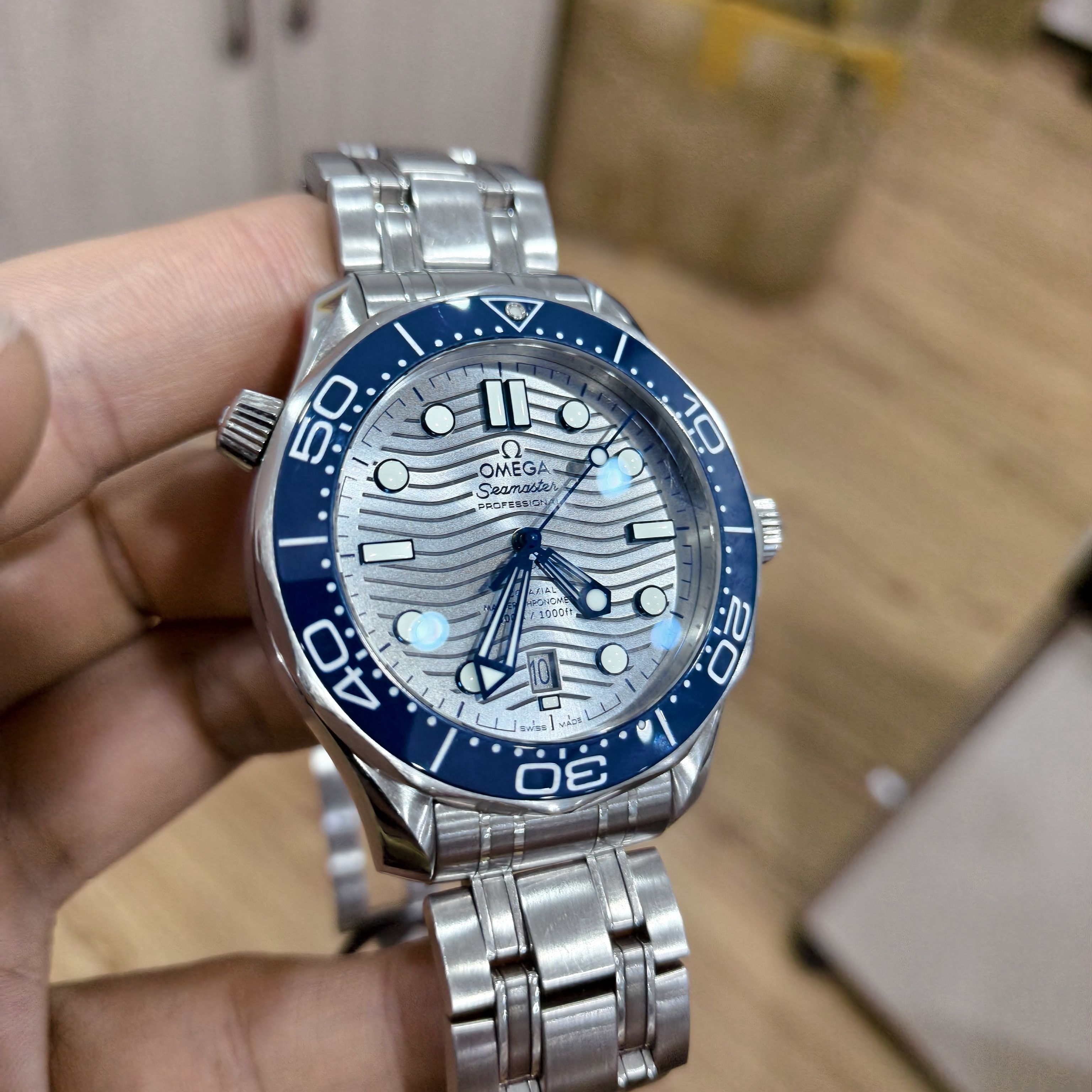 Omega Seahorse Series 42 210.30.42.20.06.001