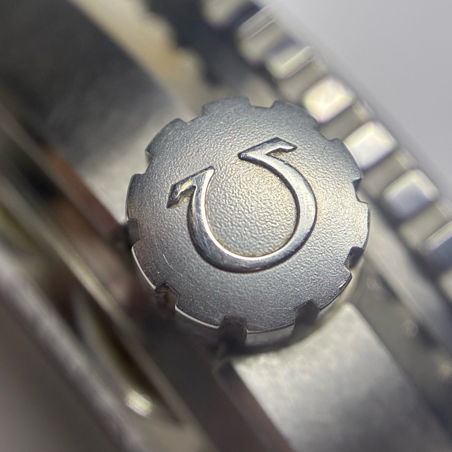 Omega Seahorse Series 43.5 215.30.44.21.01.001