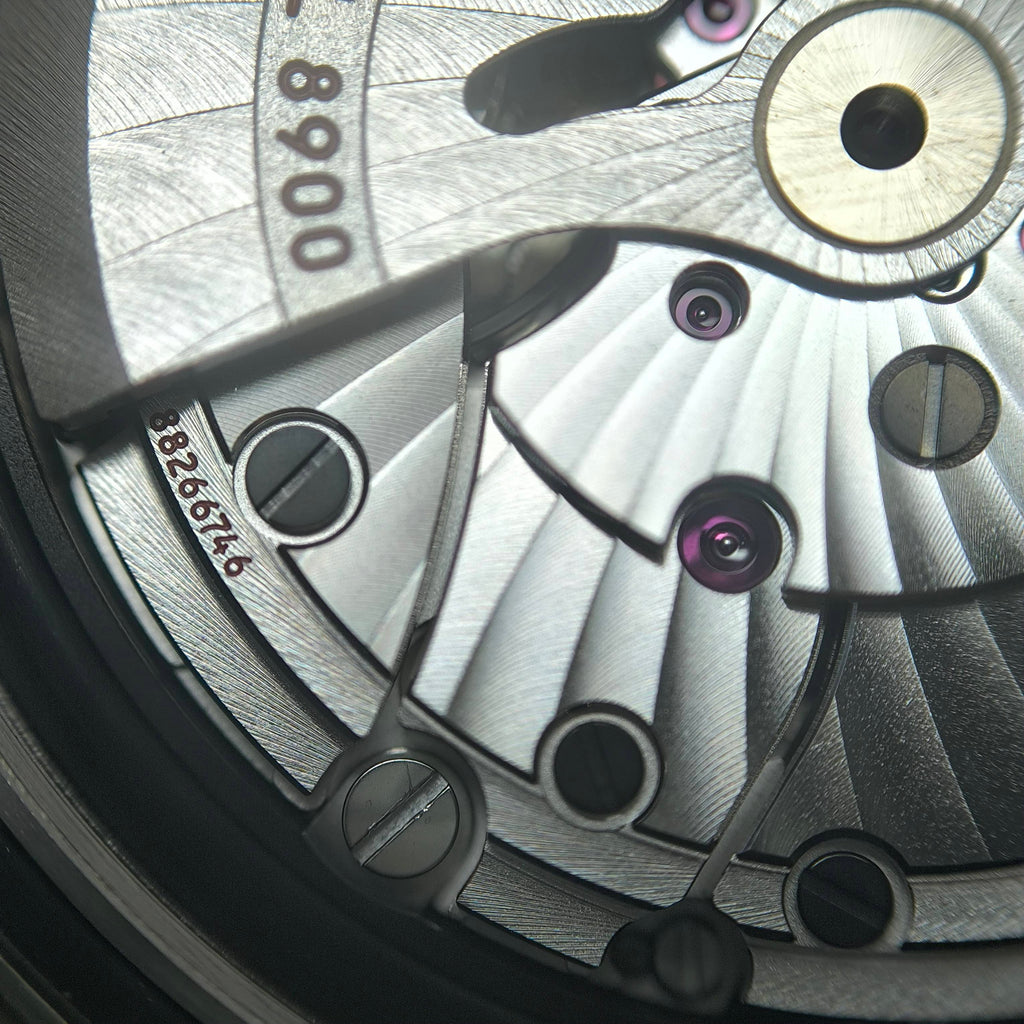 Omega Seahorse 41 millimeters 220.10.41.21.03.005