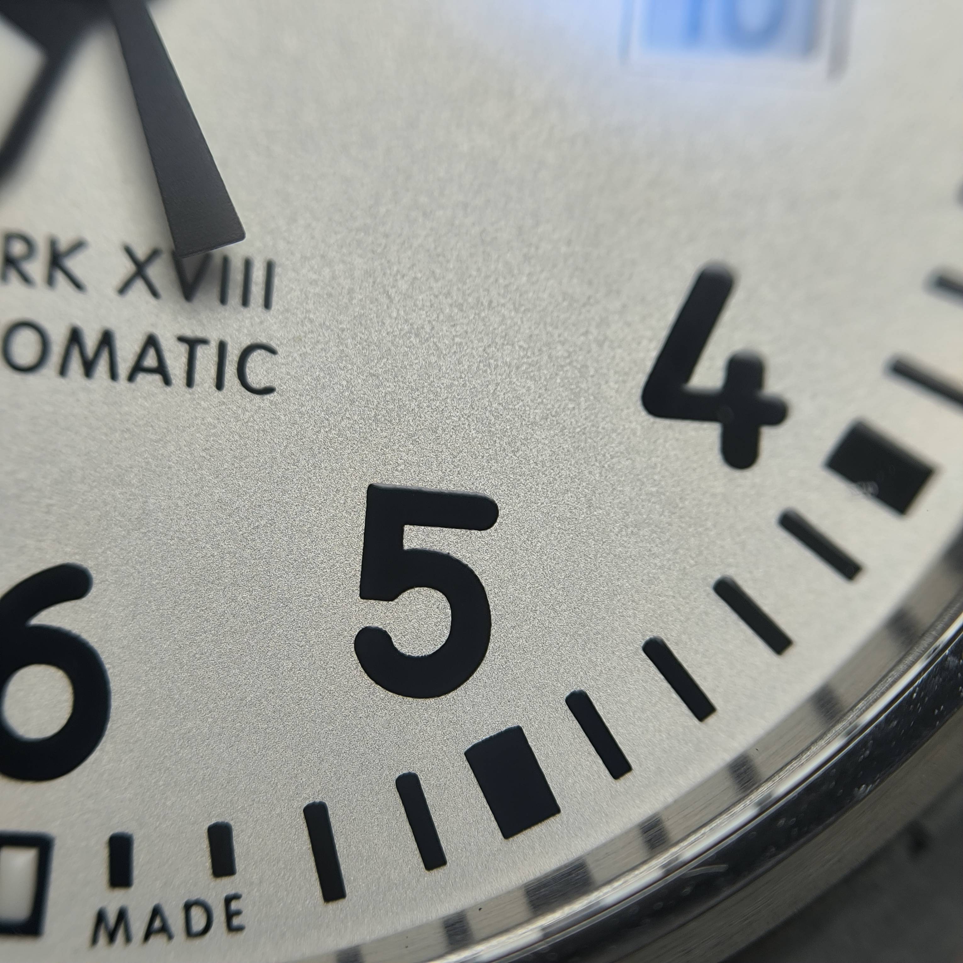 IWC Pilot 40 millimeters IW327012