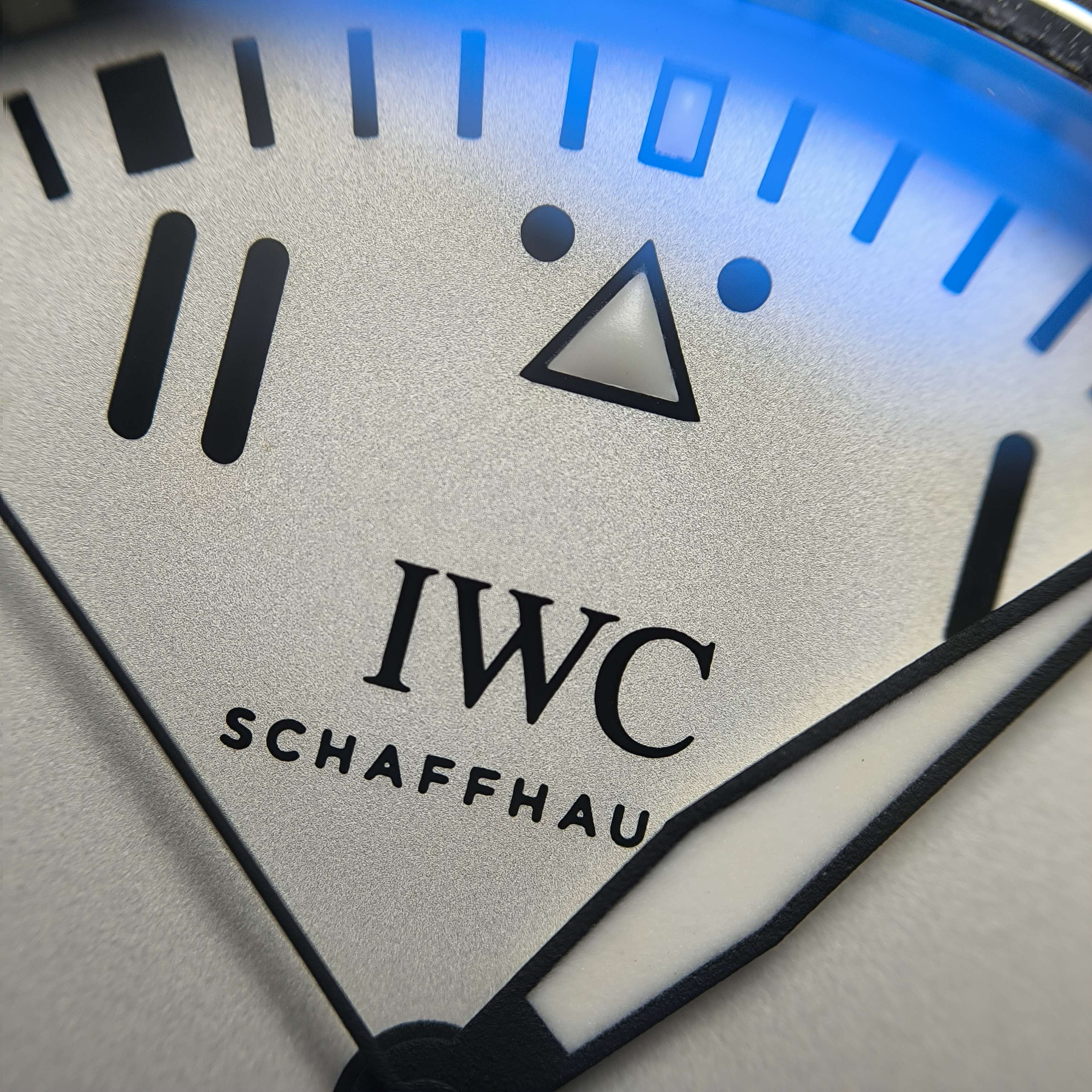 IWC Pilot 40 millimeters IW327012