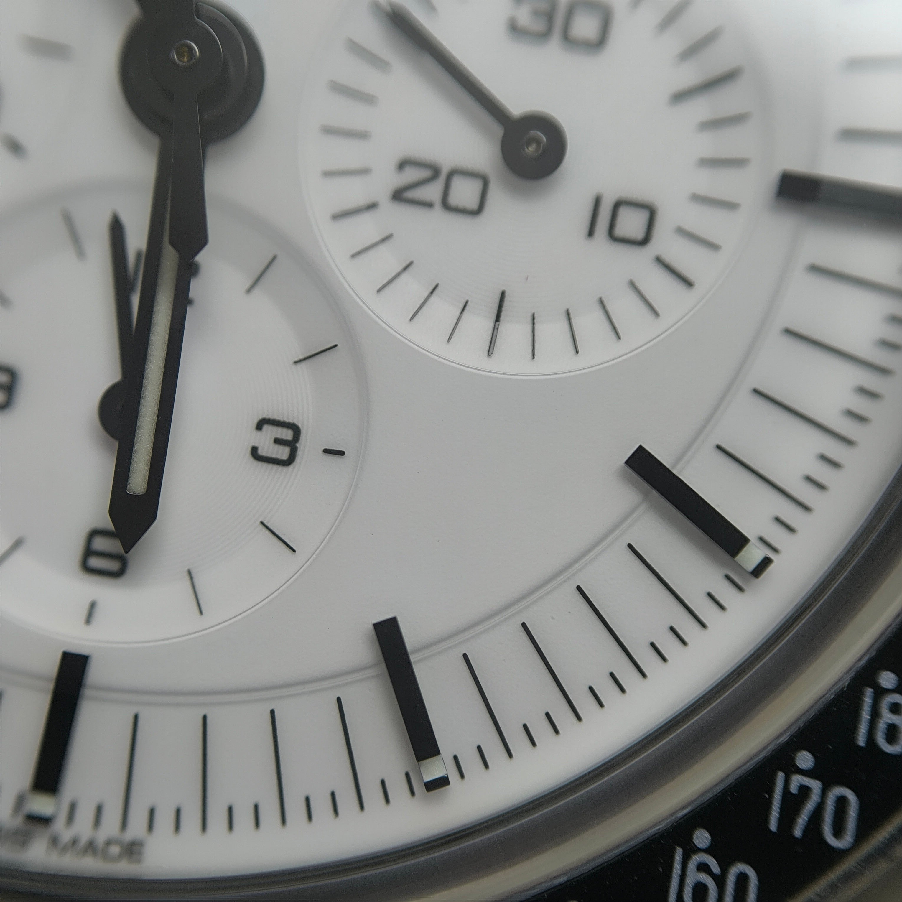 Omega 42 millimeters 310.32.42.50.04.002