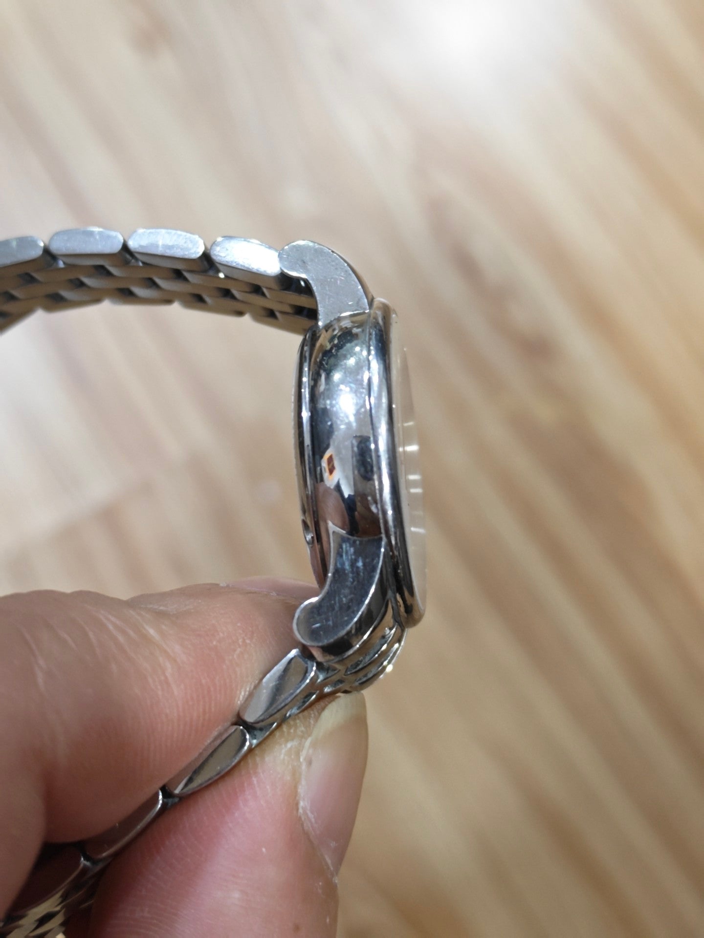 Mido Berenice Automatic (self-winding) watch 29 millimeters M7600.4.76.1