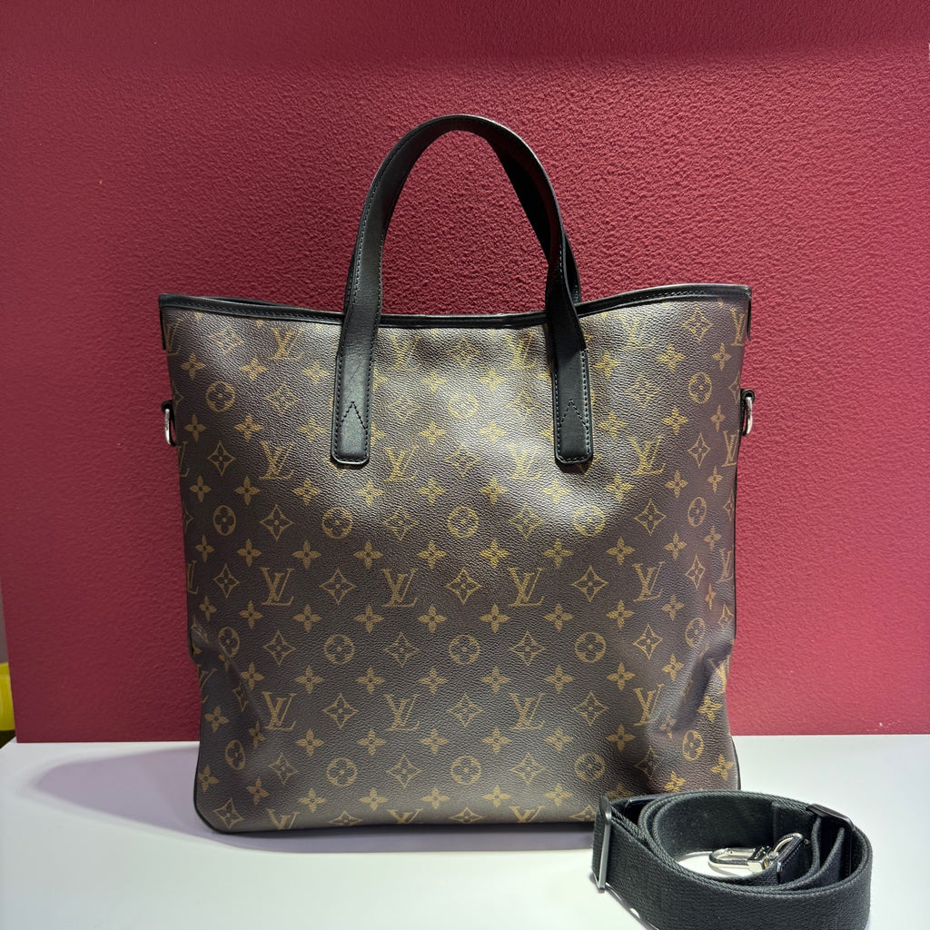 Louis Vuitton Tote